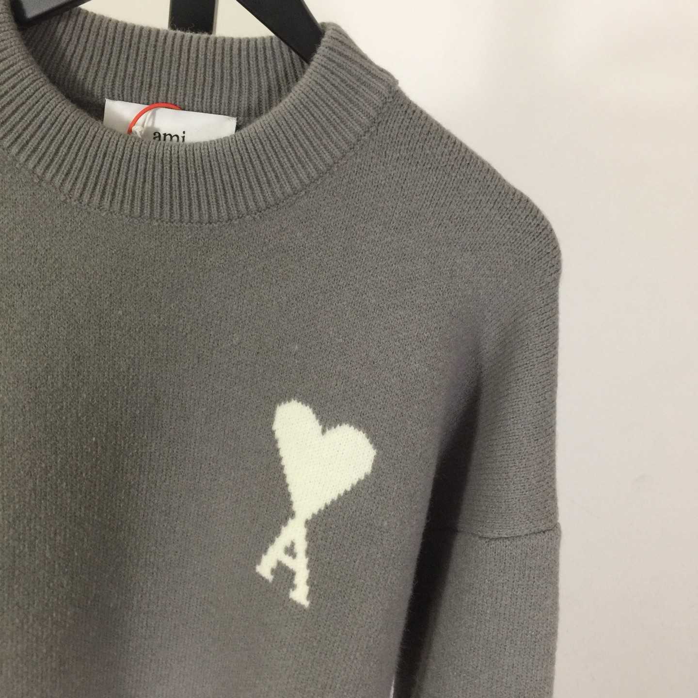 AMI Paris Ami De Coeur Sweater - DesignerGu