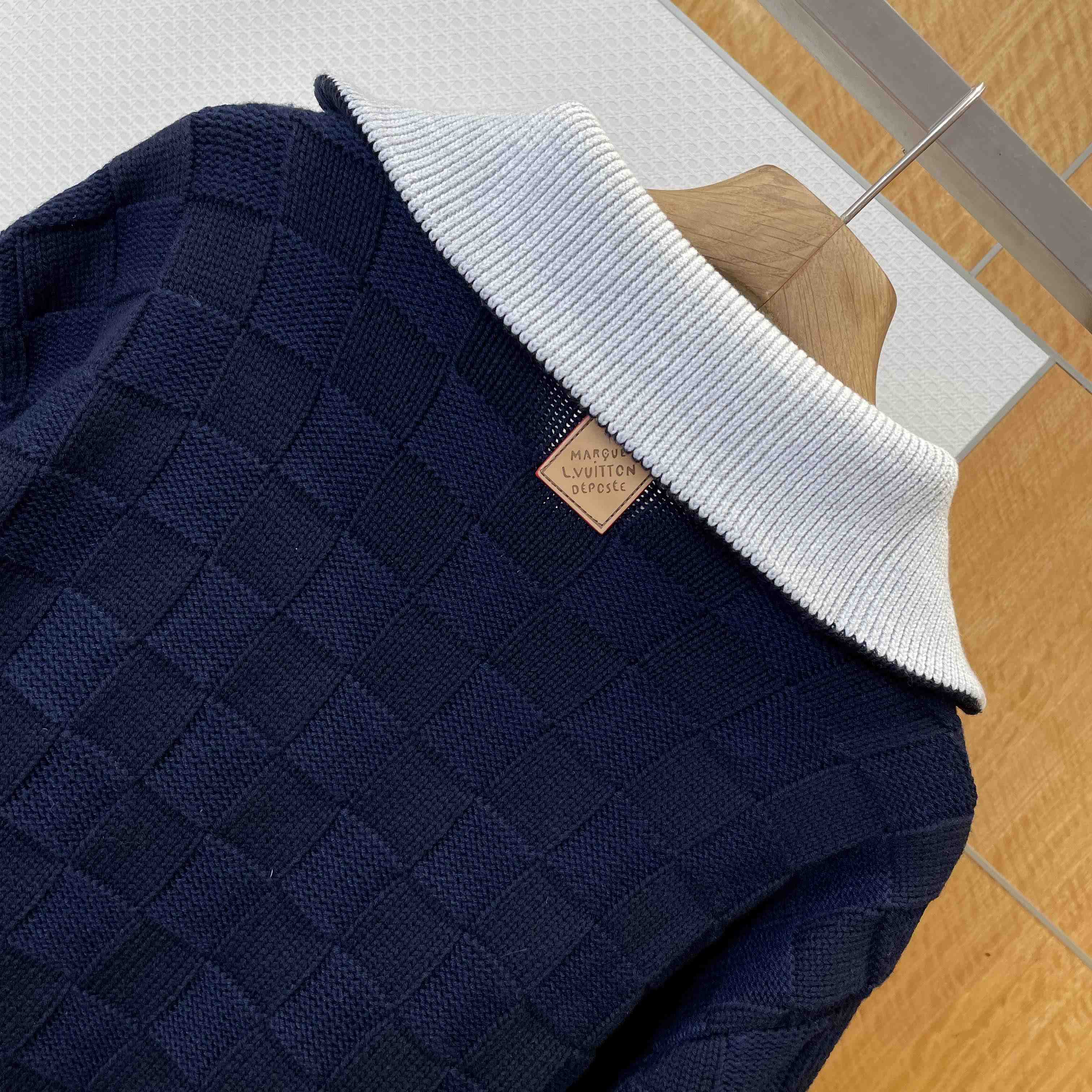 Louis Vuitton Damier Knit Blouson   1AJBVN - DesignerGu