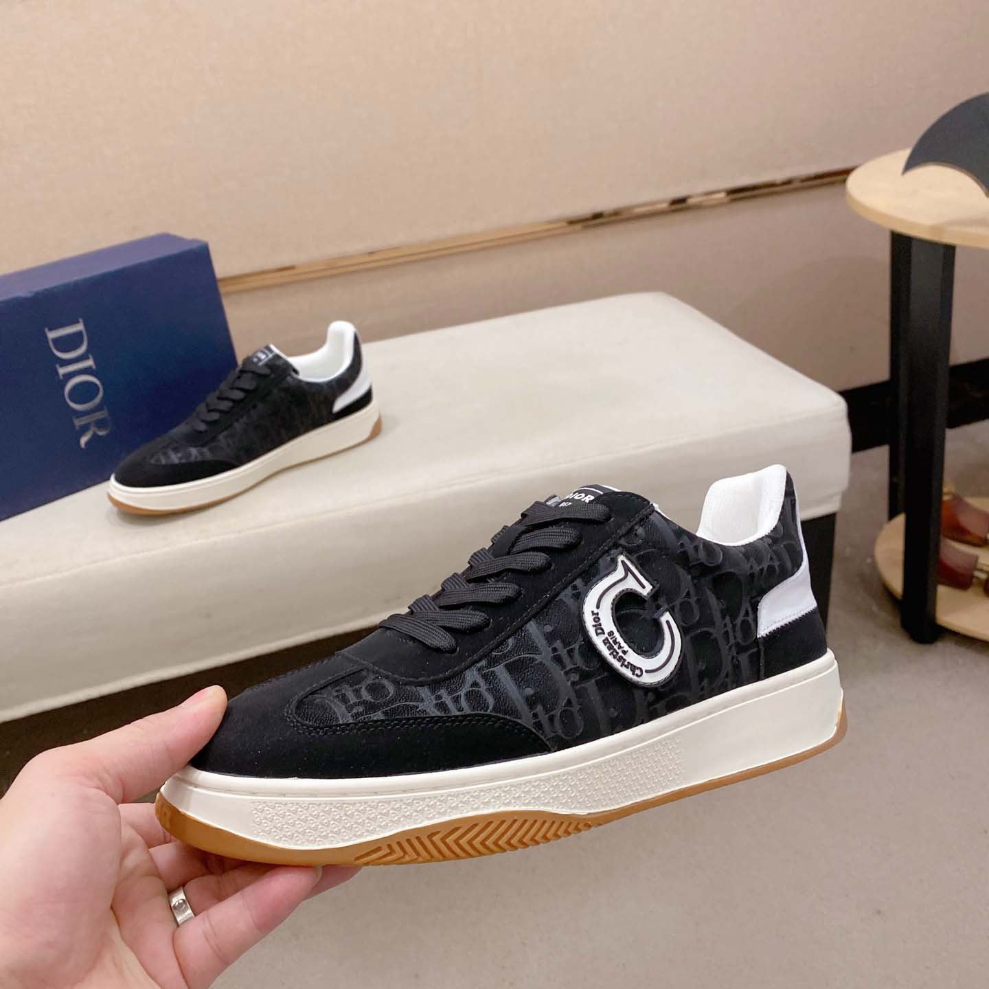 Dior Sneakers - DesignerGu