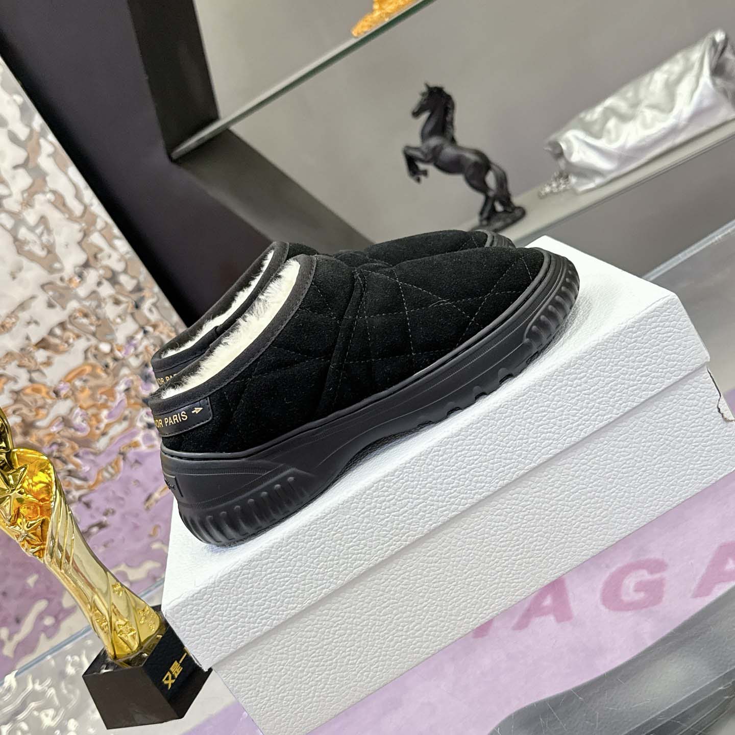 Dior Frost Low Ankle Boot - DesignerGu