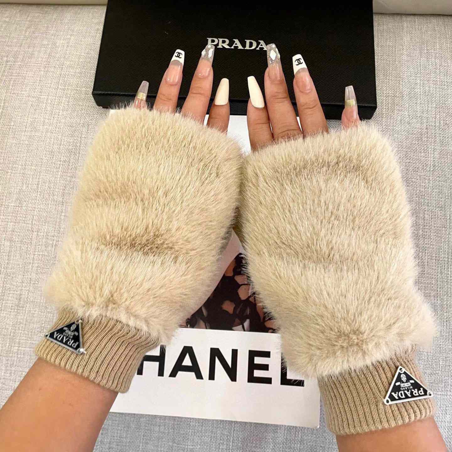 Prada Women's Gloves  - DesignerGu