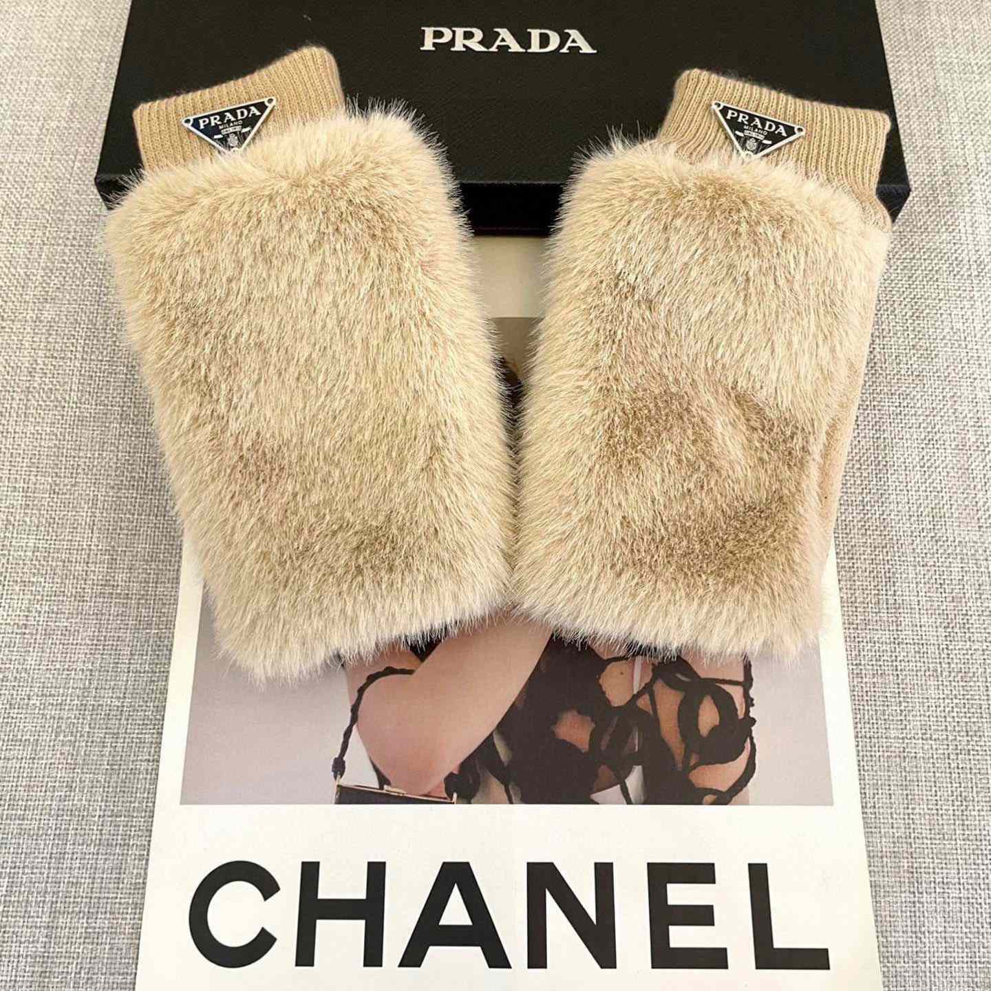 Prada Women's Gloves  - DesignerGu