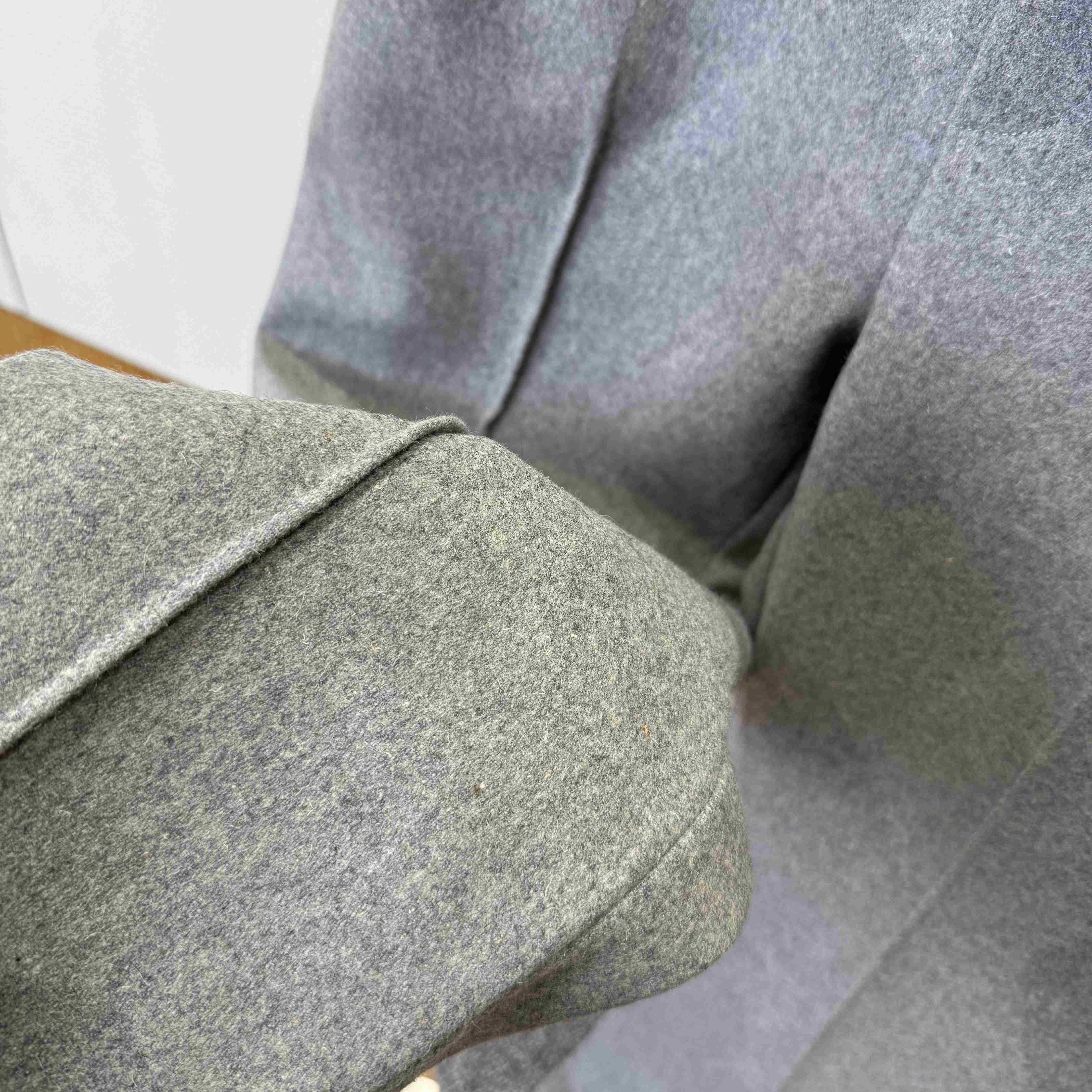 Louis Vuitton Tailored Technical Wool Track Pants   1AFXWY - DesignerGu