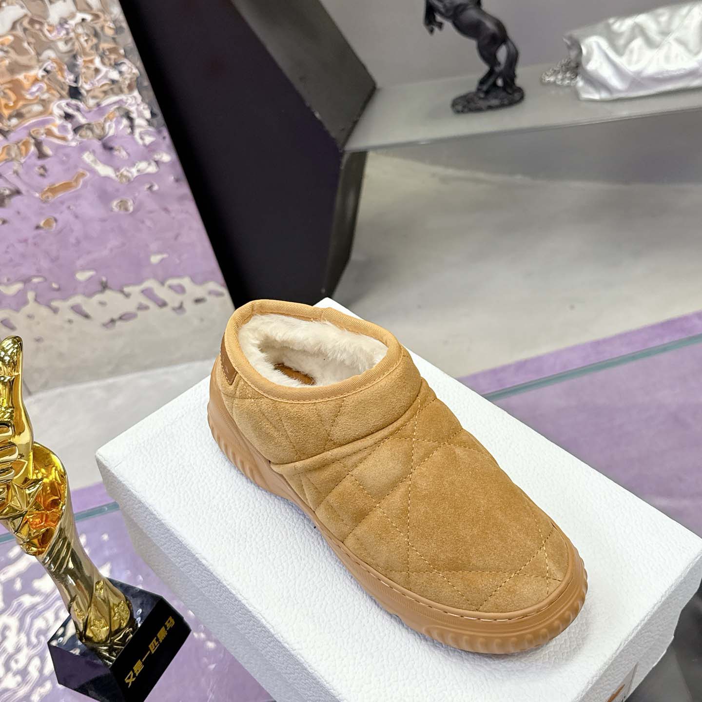 Dior Frost Low Ankle Boot - DesignerGu