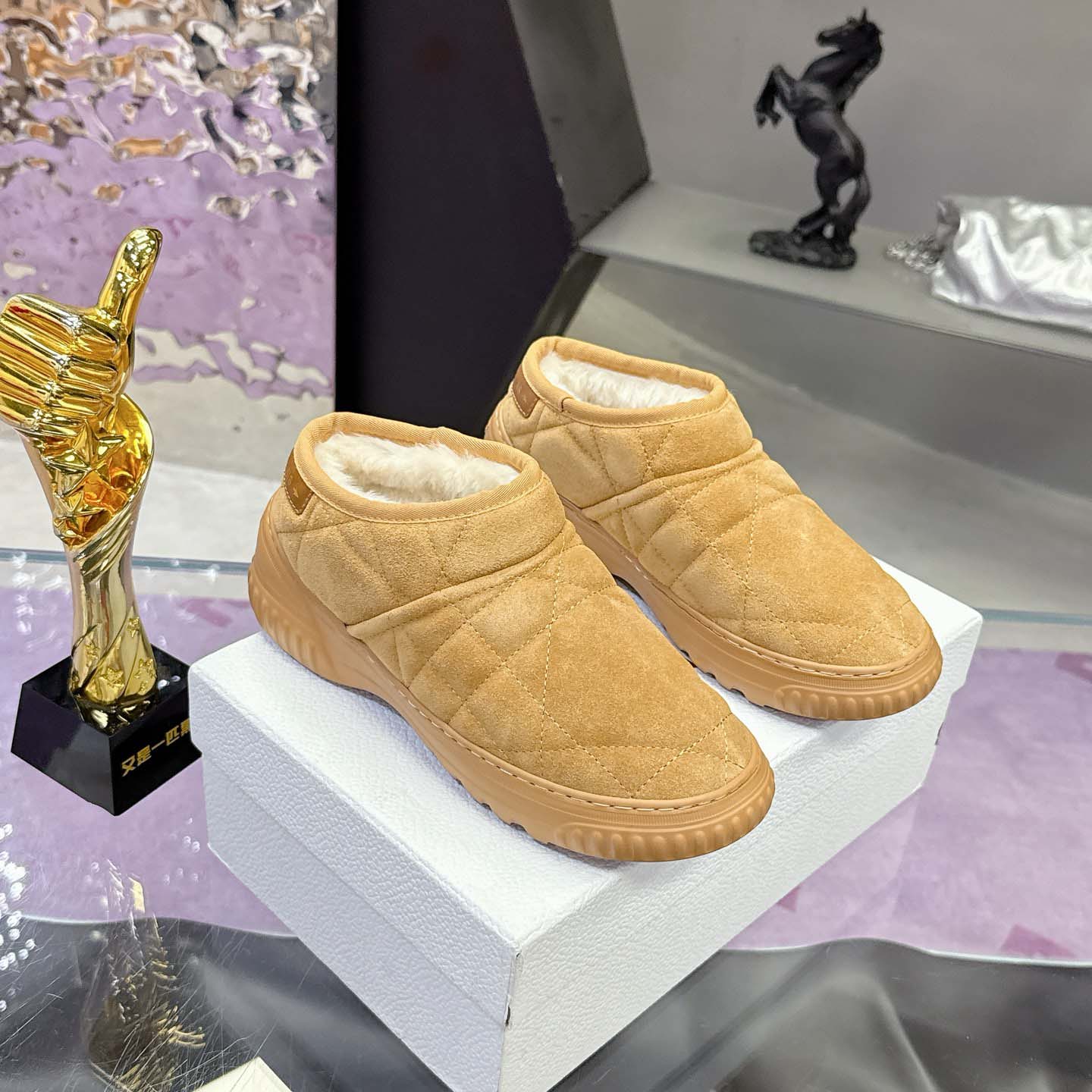 Dior Frost Low Ankle Boot - DesignerGu