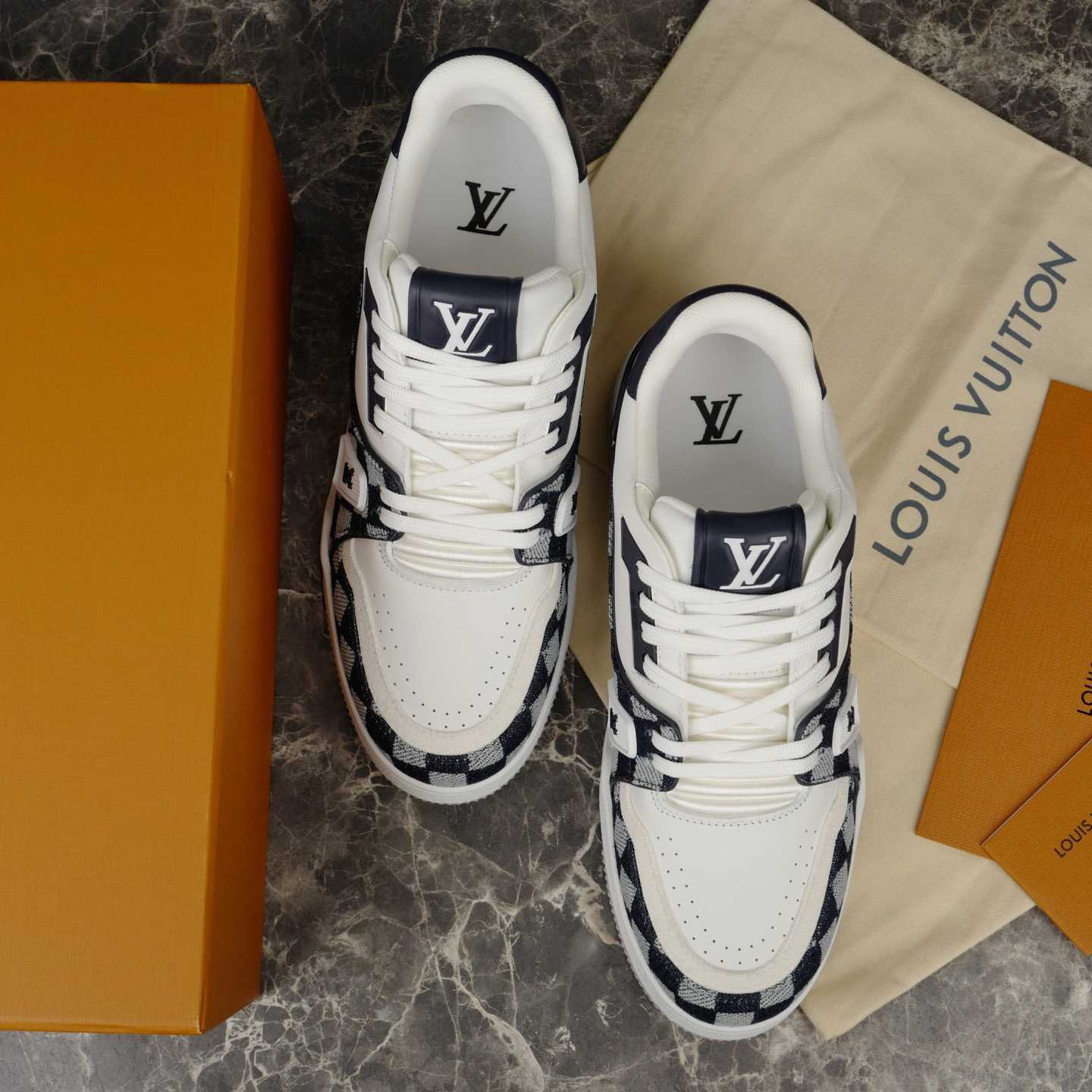 Louis Vuitton LV Trainer Sneaker   1AIKR1 - DesignerGu
