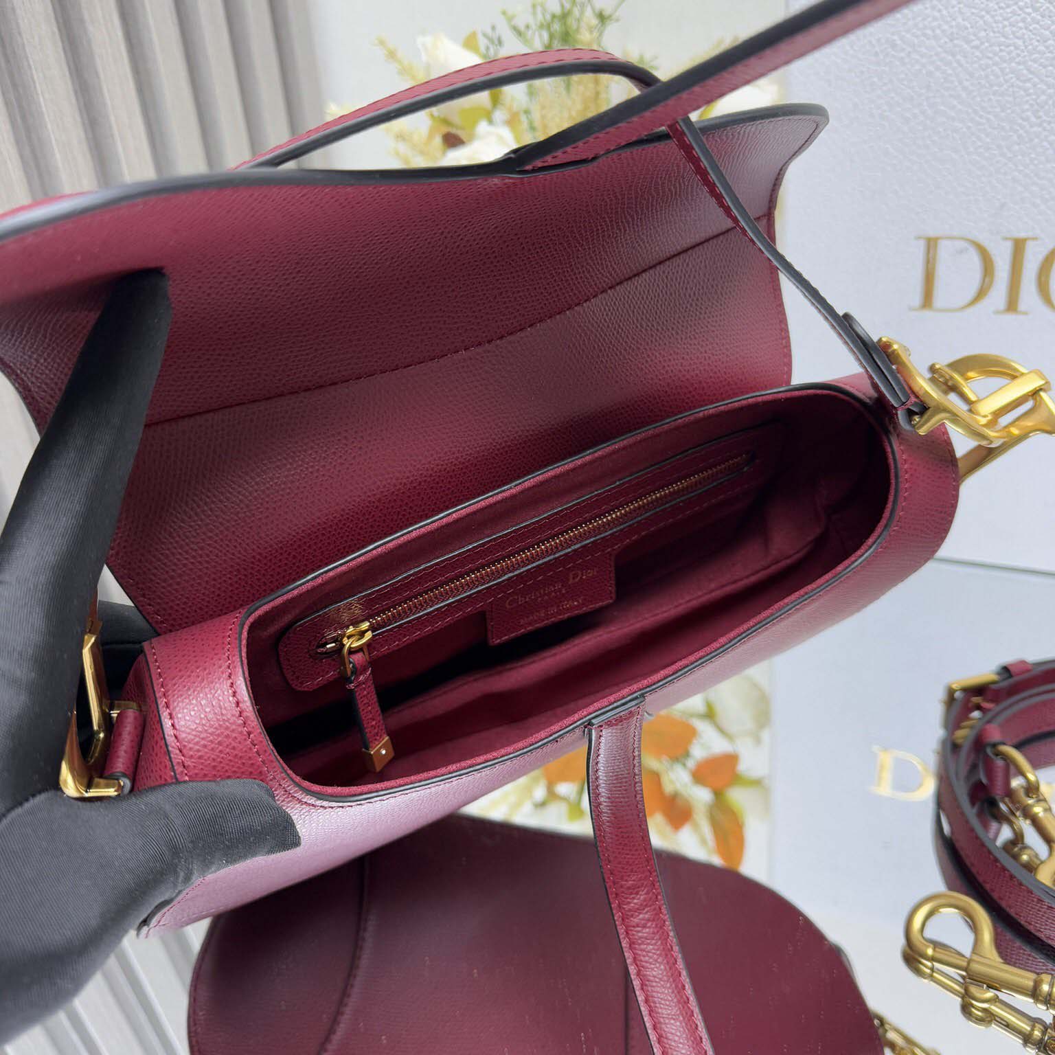 Dior Saddle Bag    25.5×20×6.5cm - DesignerGu