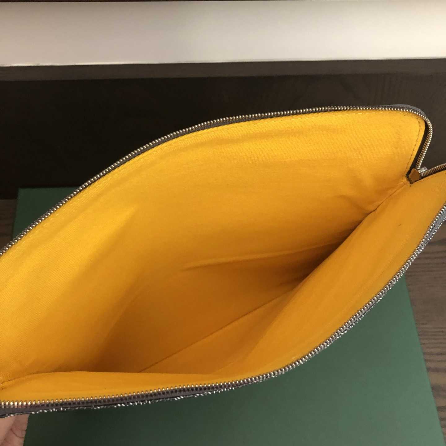 Goyard Sainte-Marie MM Clutch - DesignerGu