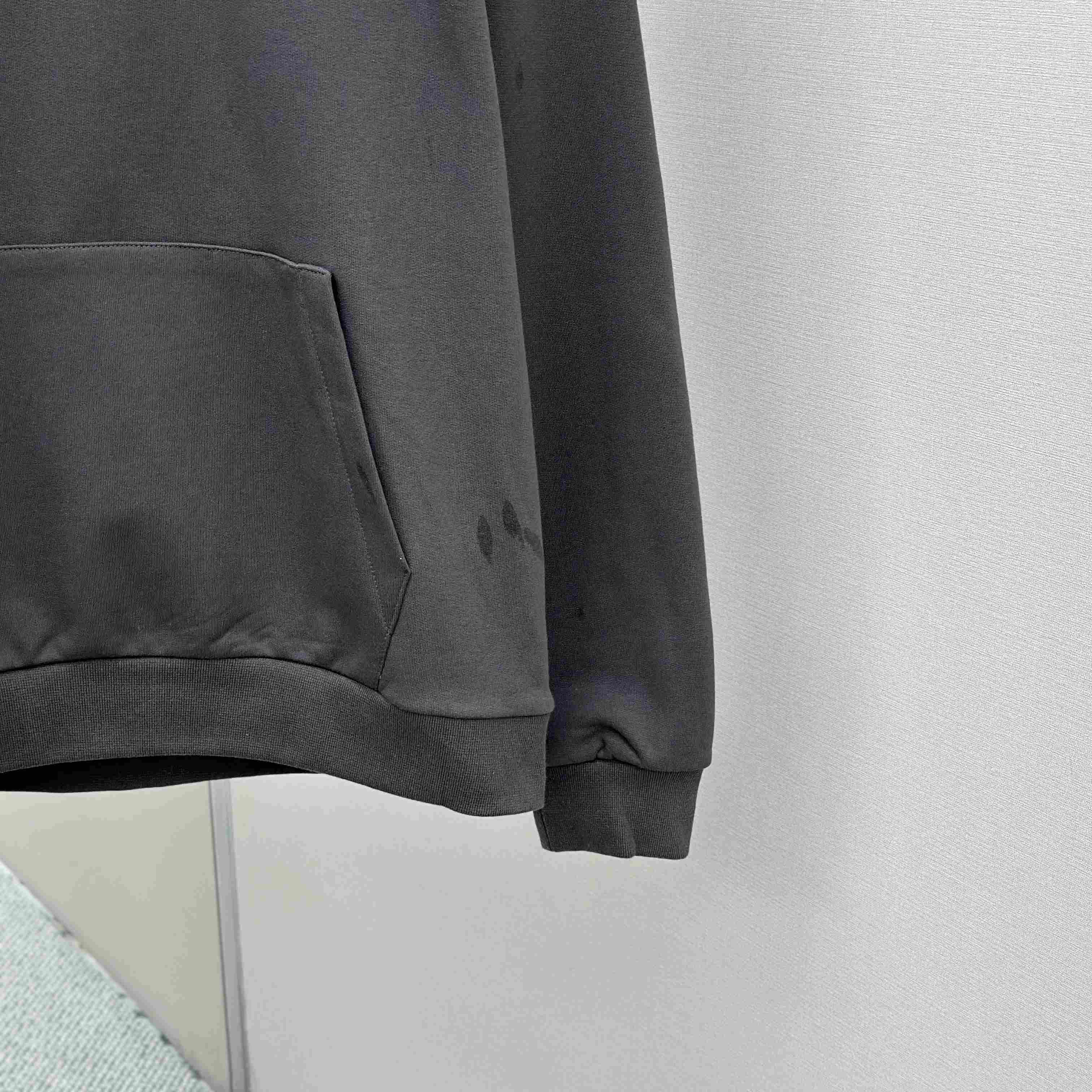 Louis Vuitton Embellished Signature Hoodie   1AJCFS - DesignerGu