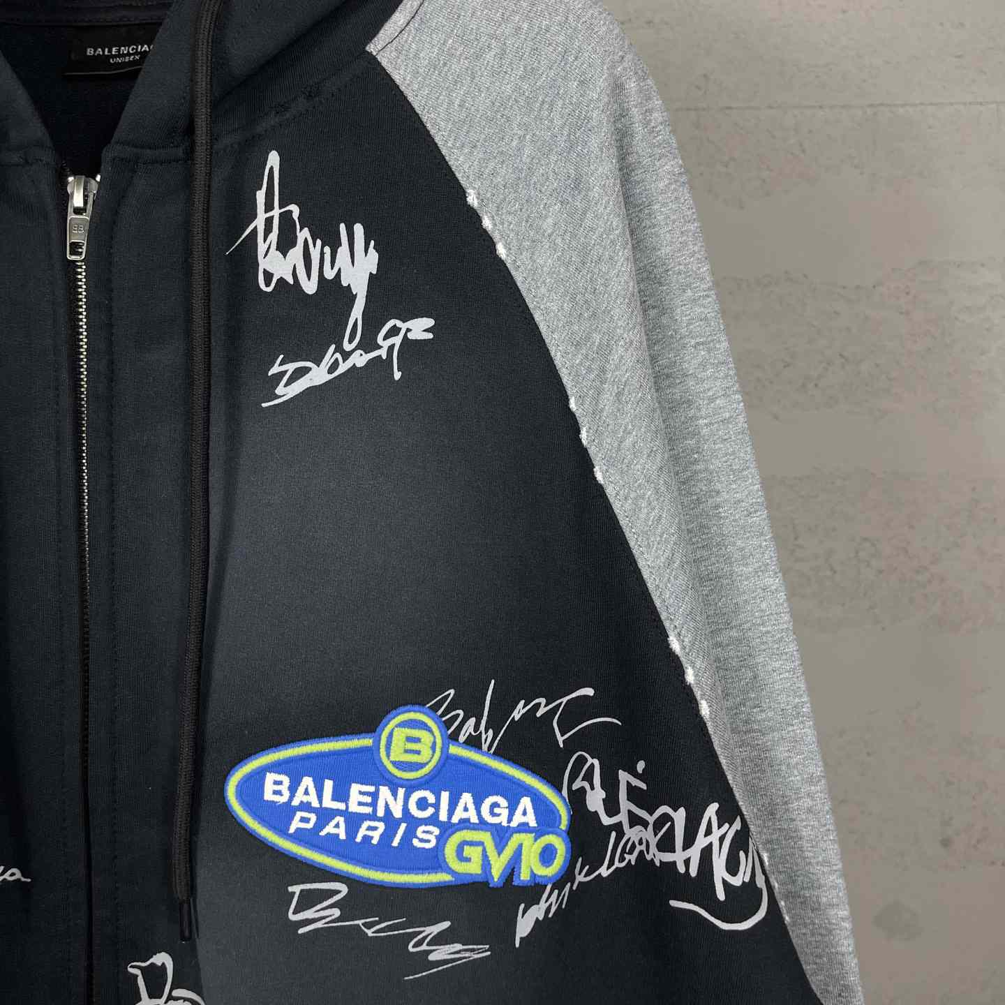 Balenciaga Banana Raglan Oversized Zip-Up Hoodie  - DesignerGu