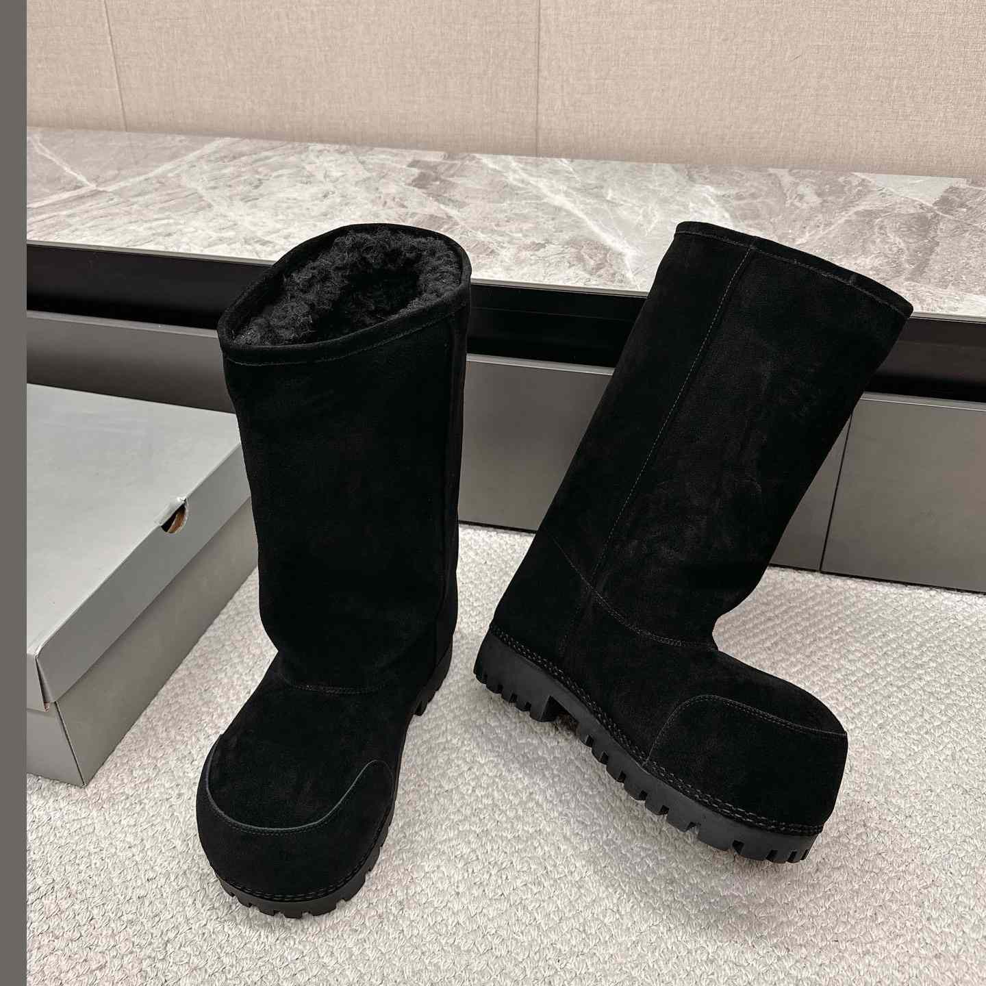 Balenciaga Alaska Fur High Boots - DesignerGu