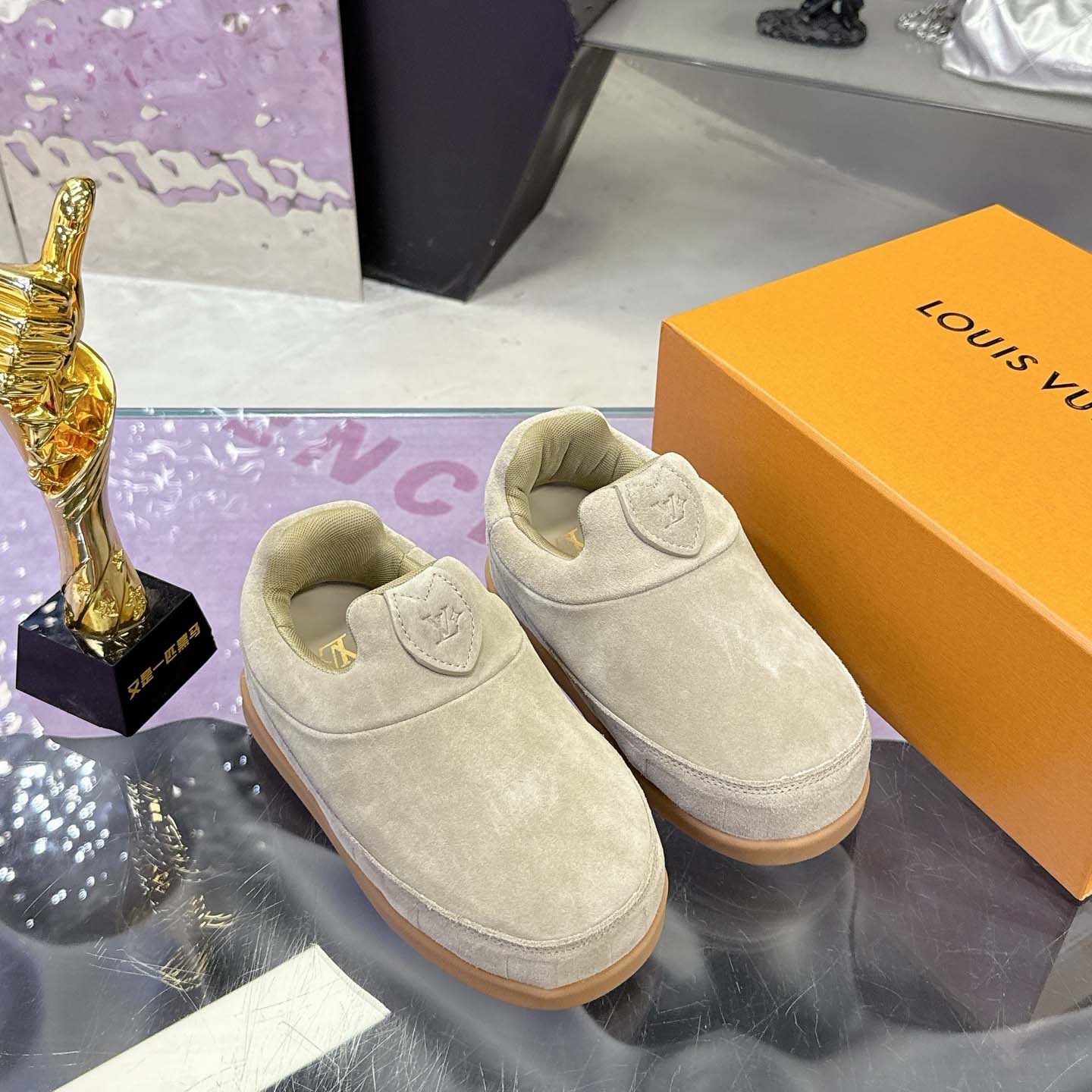 Louis Vuitton LV Yeti Slip On   1AIJD9 - DesignerGu