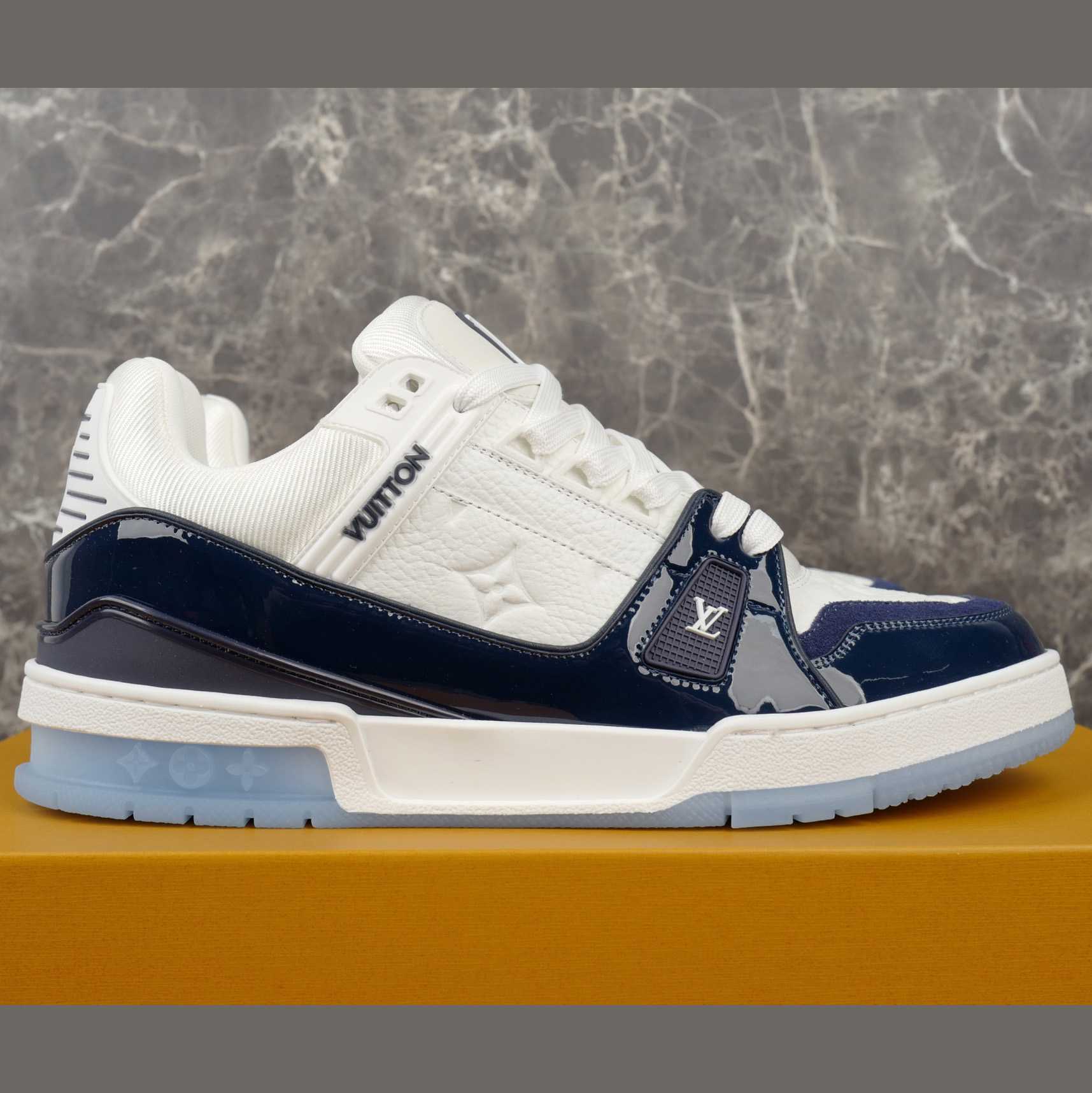 Louis Vuitton LV Trainer Sneaker   1AJ190 - DesignerGu