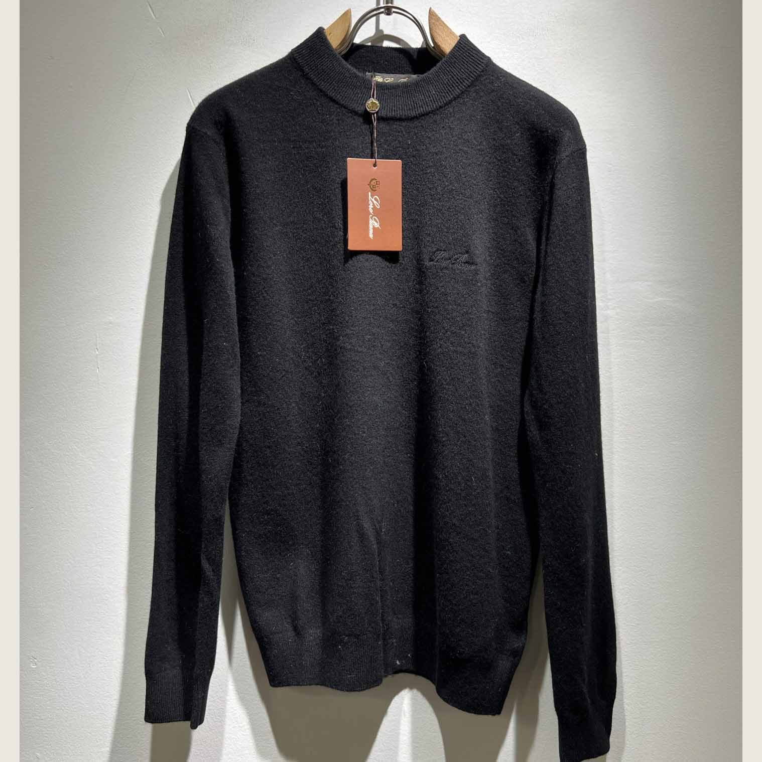 Loro Piana Classic Crewneck - DesignerGu