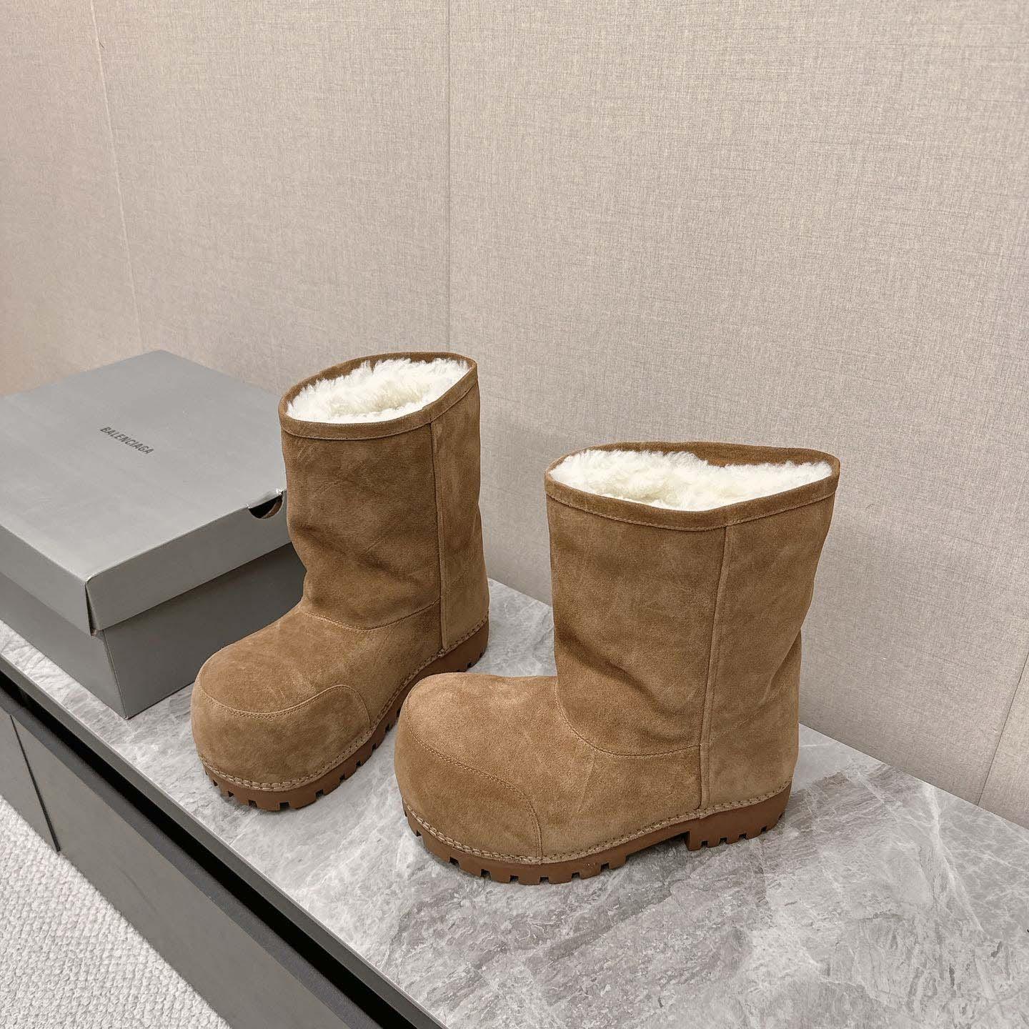 Balenciaga Alaska Fur High Boots - DesignerGu