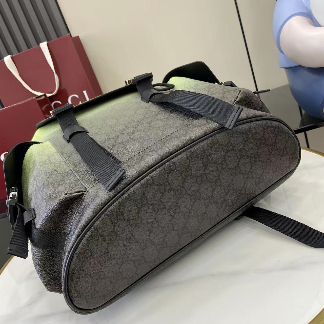 Gucci Chroma Large Backpack - DesignerGu