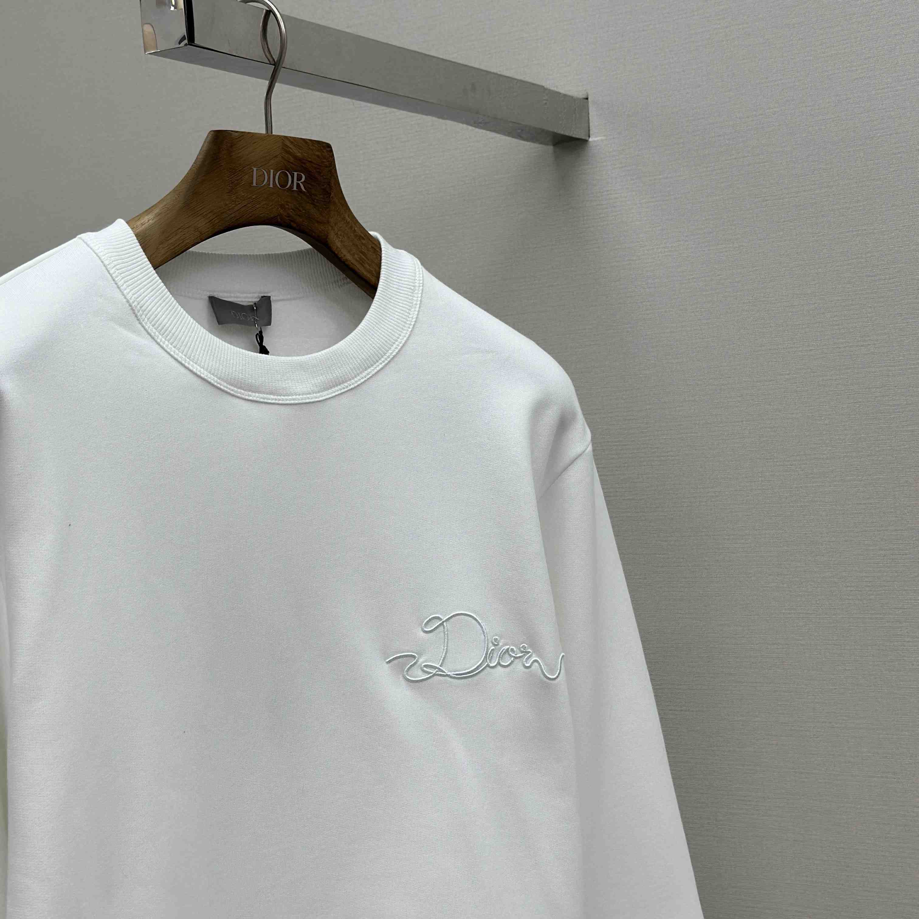 Dior Ribbon Sweatshirt - DesignerGu