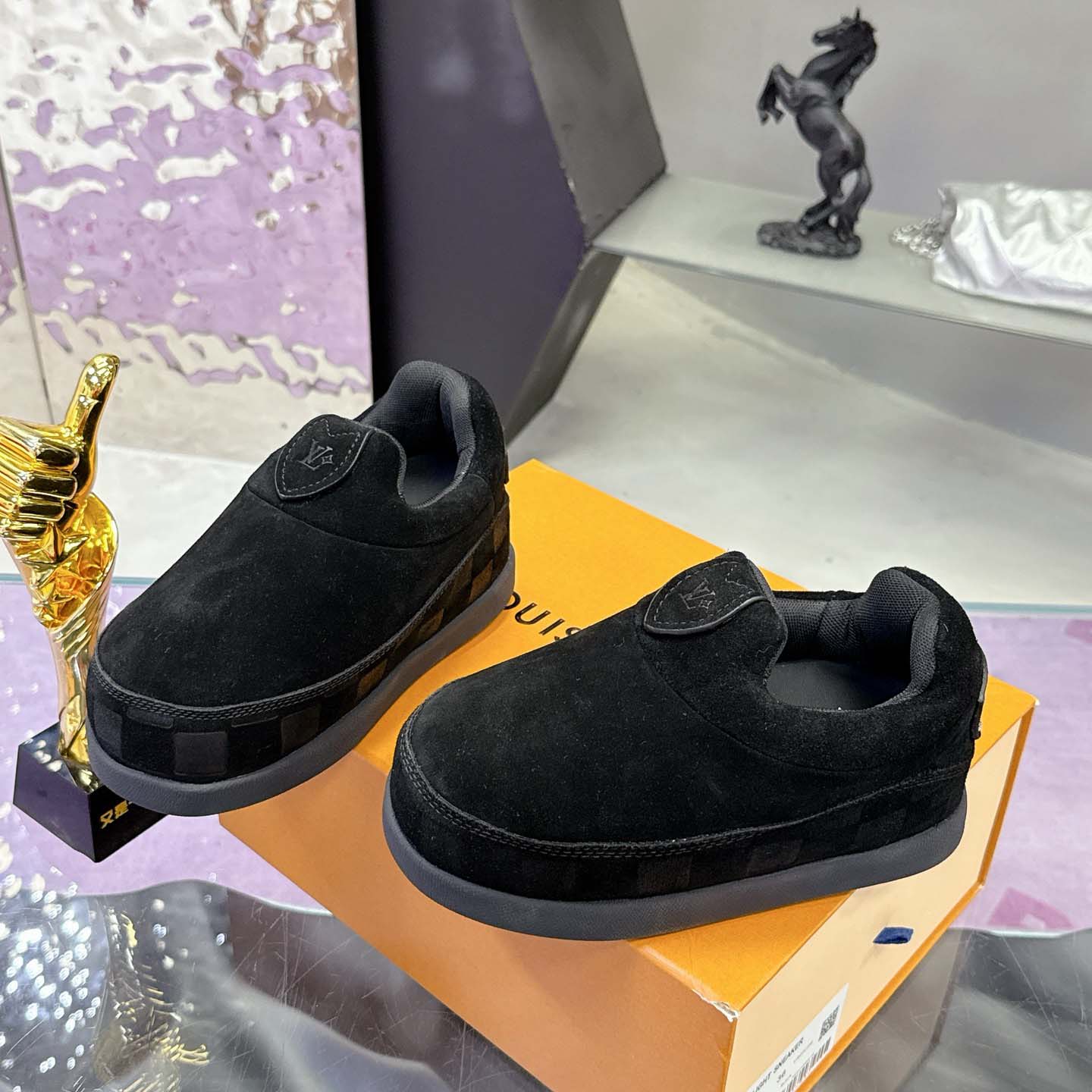 Louis Vuitton LV Yeti Slip On   1AIJCU - DesignerGu