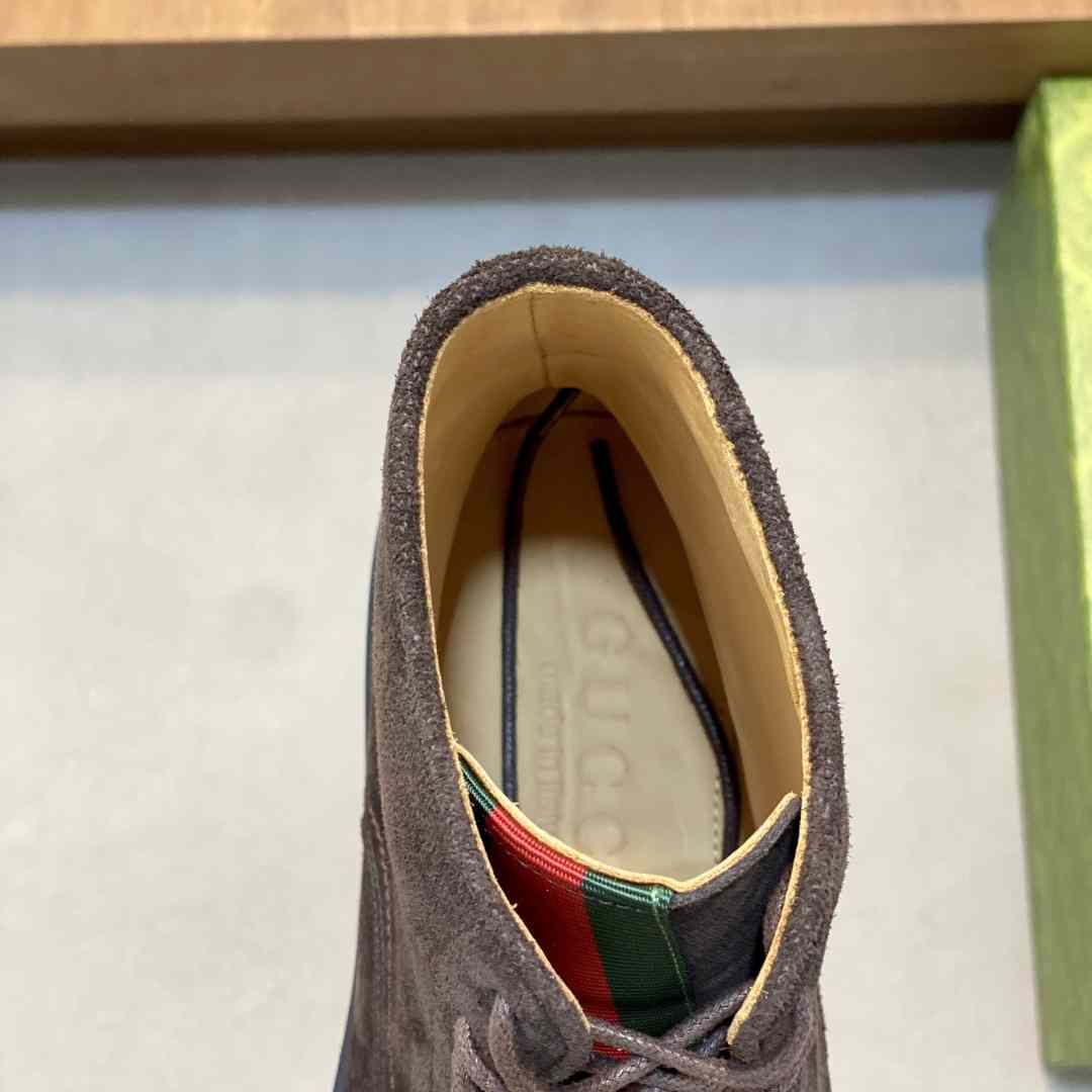 Gucci Men's Suede Lace-Up Boots - DesignerGu