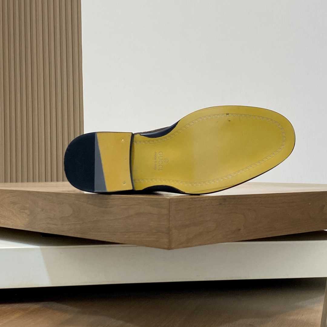 Gucci Men's Suede Lace-Up Boots - DesignerGu