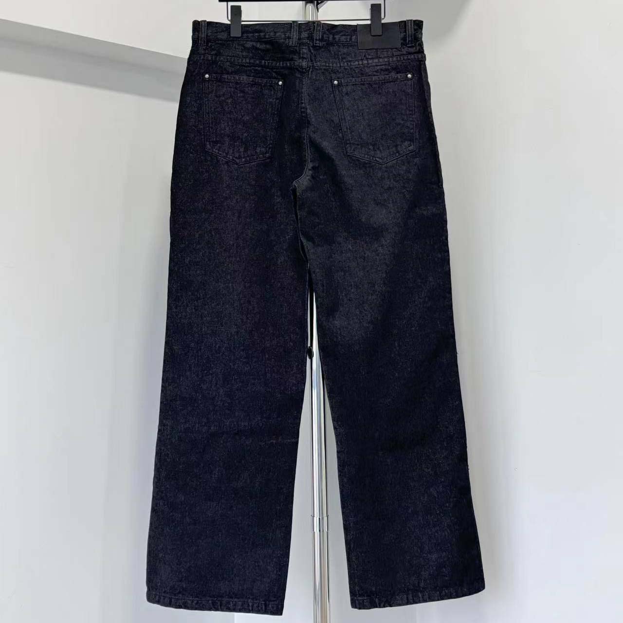 Louis Vuitton Monogram Destroy Denim Pants - DesignerGu