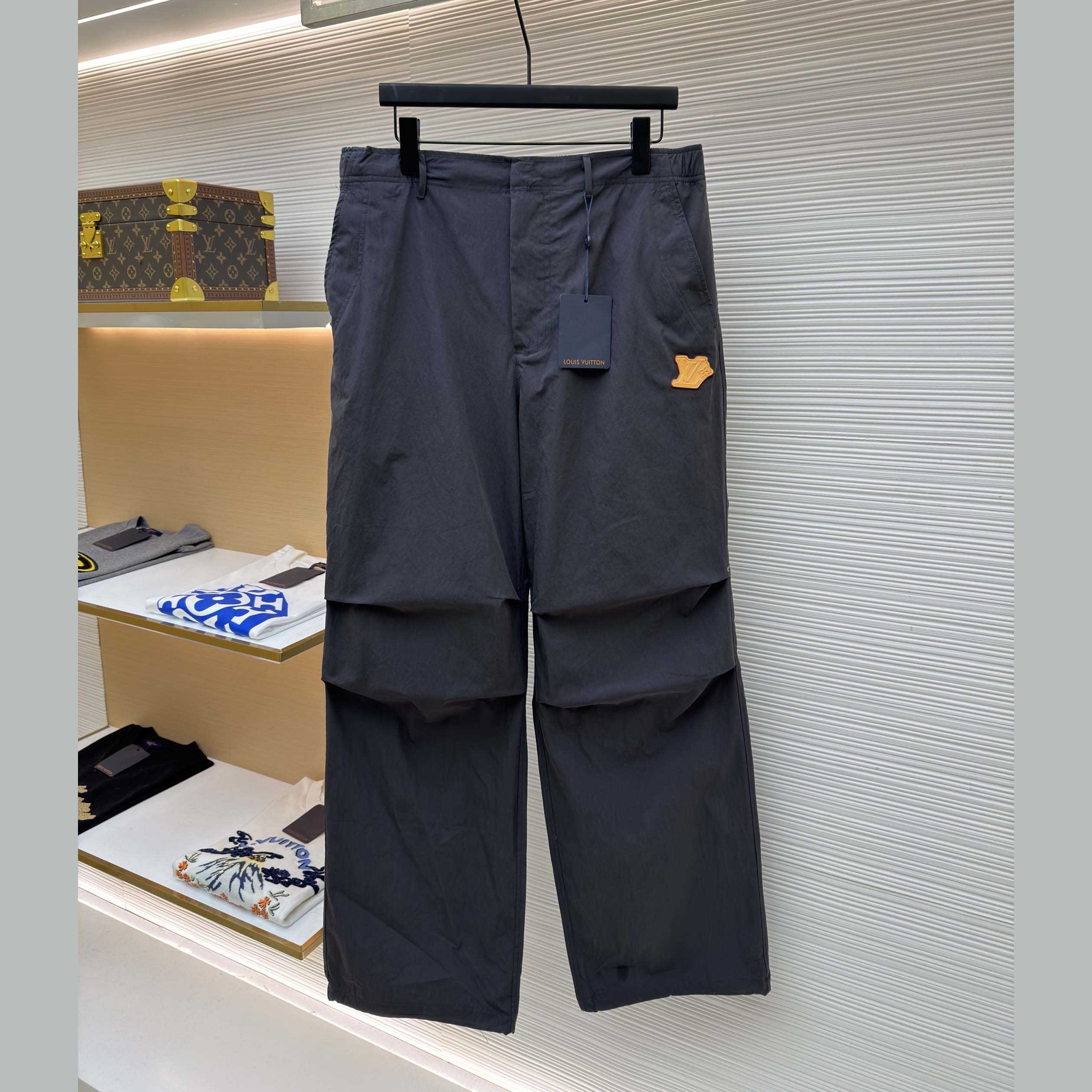 Louis Vuitton Casual Outdoor Pants - DesignerGu