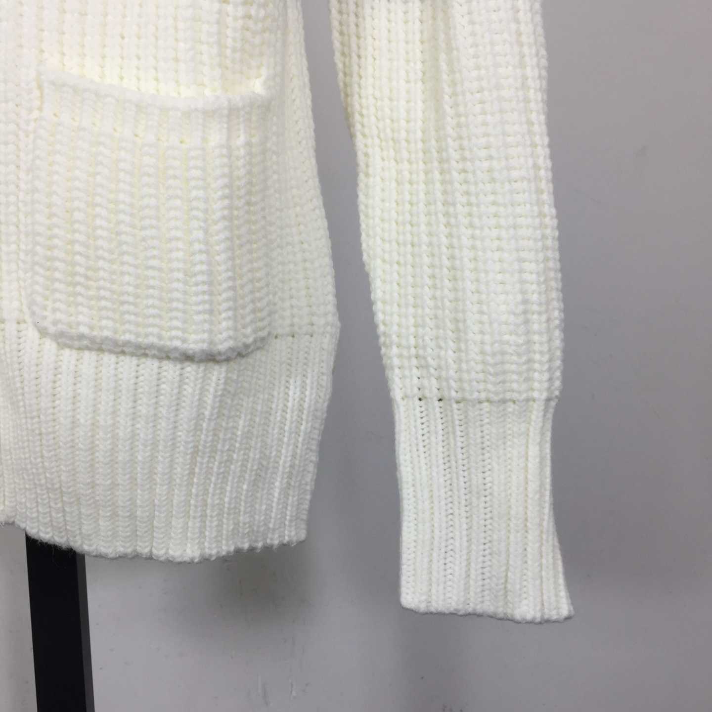 Thom Browne 4-Bar Cardigan - DesignerGu