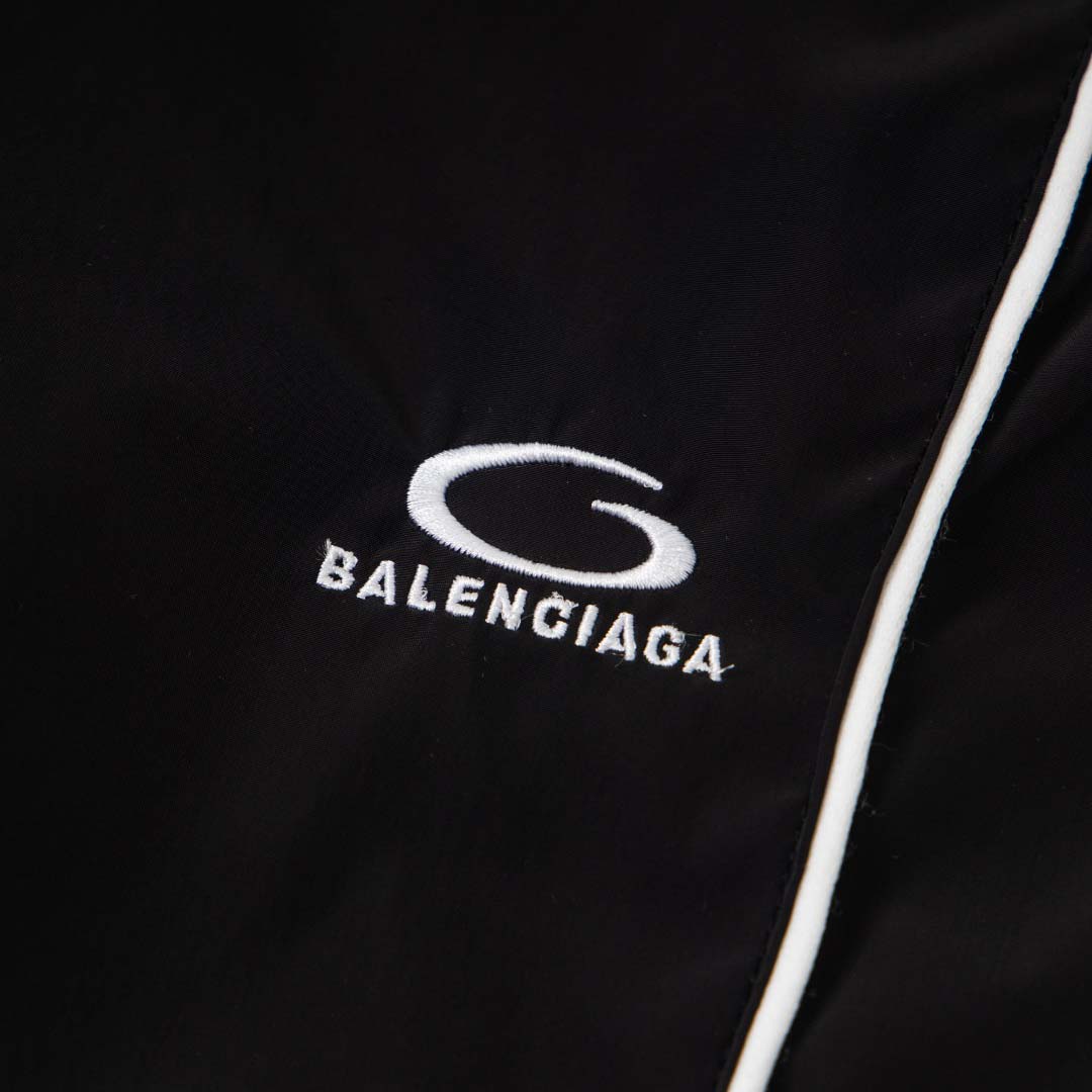 Balenciaga Black Large Tracksuit Pants - DesignerGu