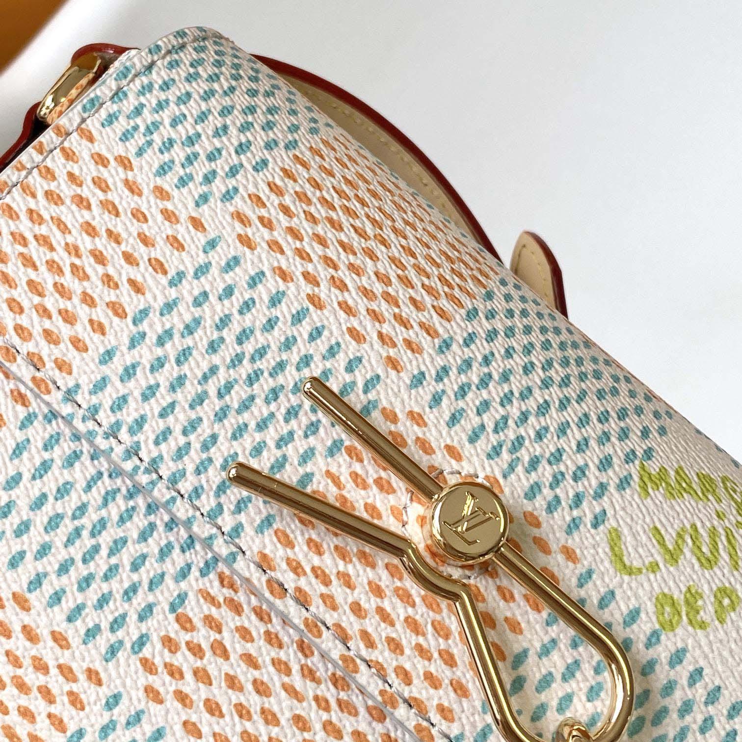 Louis Vuitton Steamer Wearable Wallet    M40674  - DesignerGu