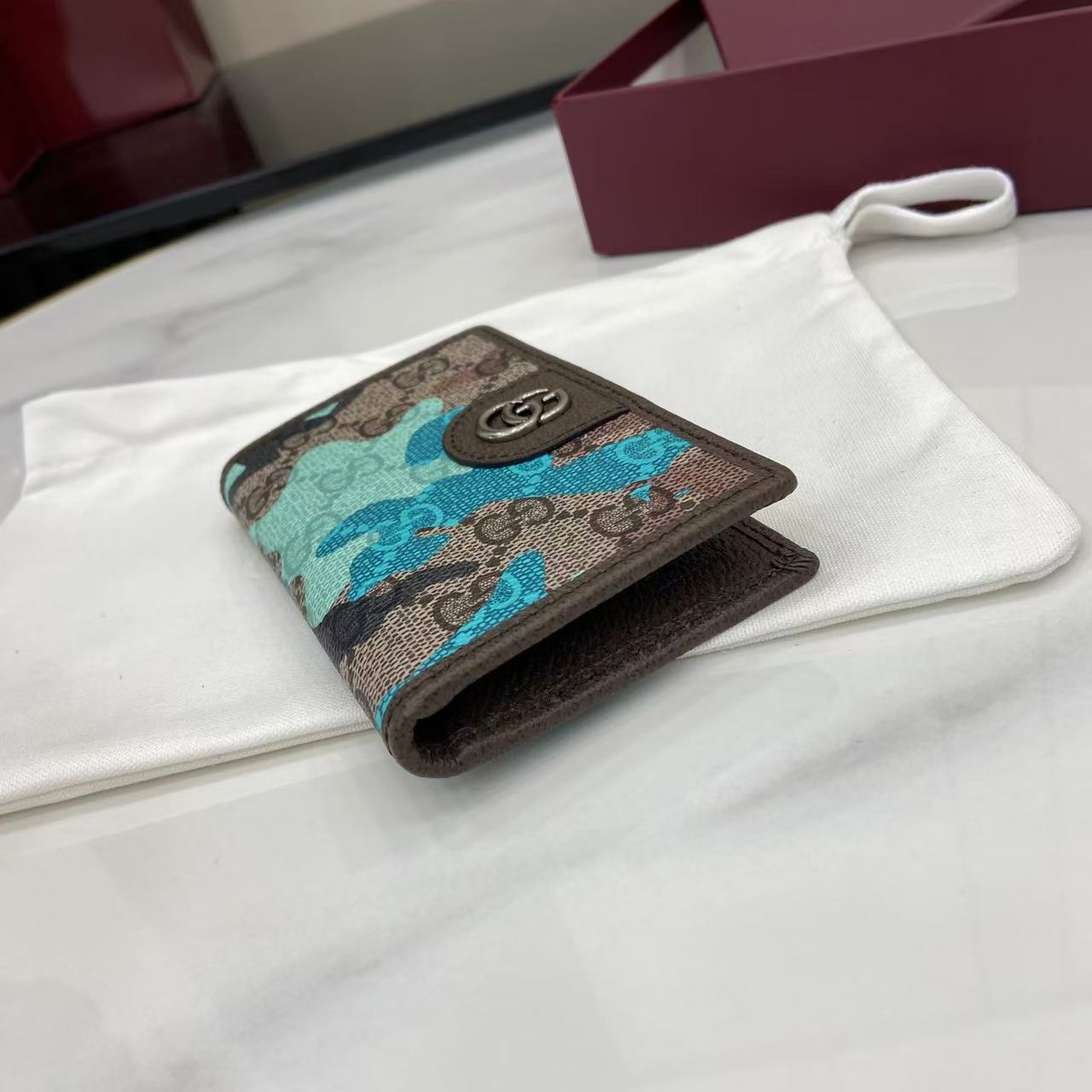 Gucci GG Long Card Case - DesignerGu