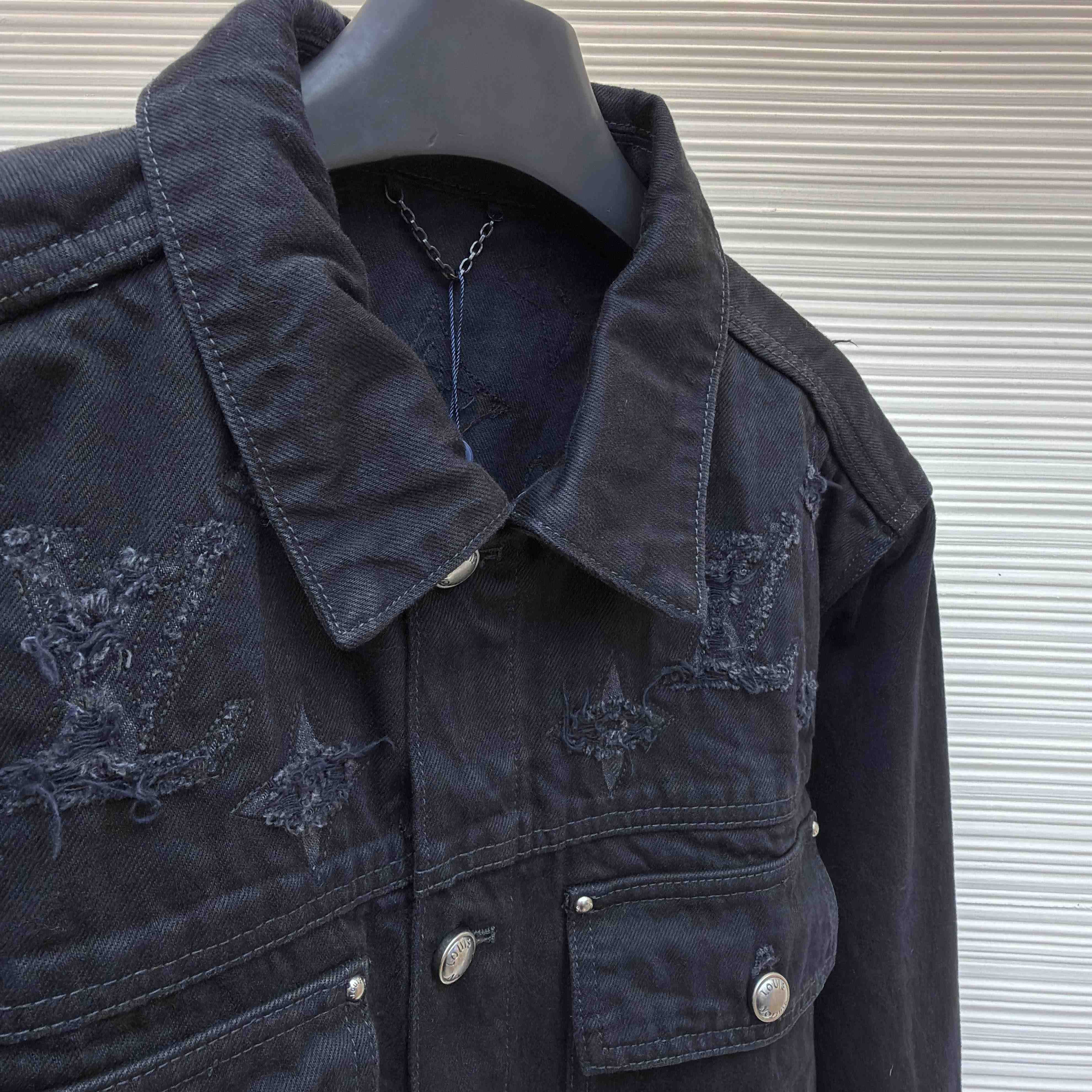 Louis Vuitton Monogram Destroy Denim Trucker Jacket - DesignerGu