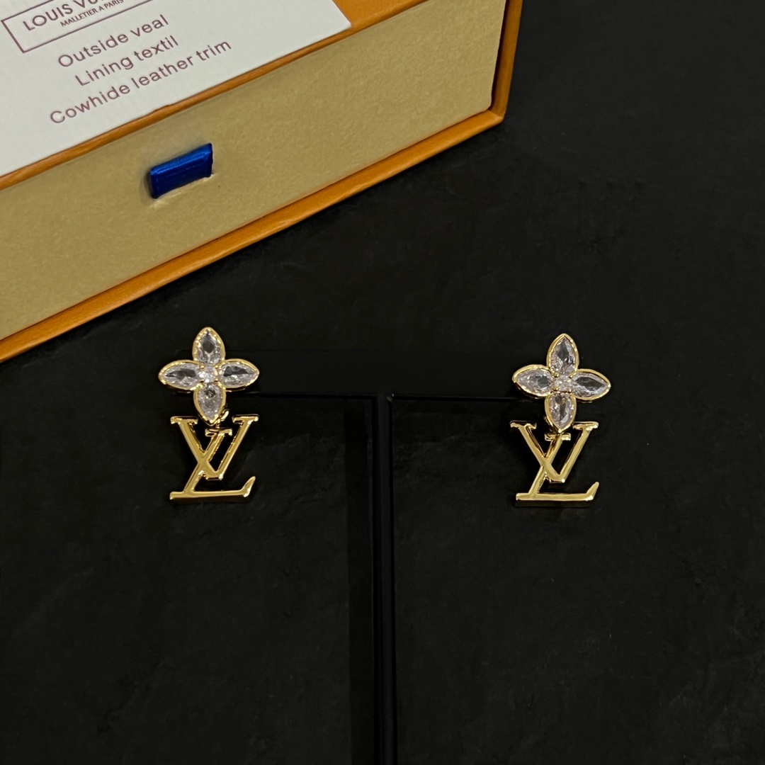 Louis Vuitton Earrings  - DesignerGu