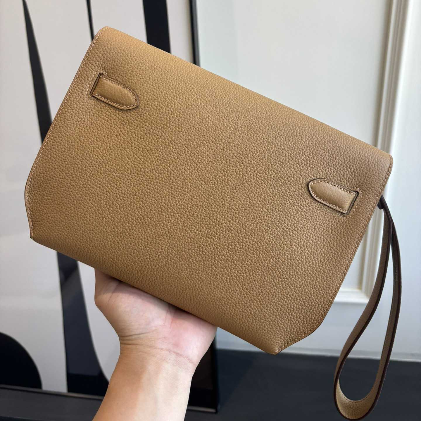 Hermes Kelly Depeches 25 Pouch - DesignerGu