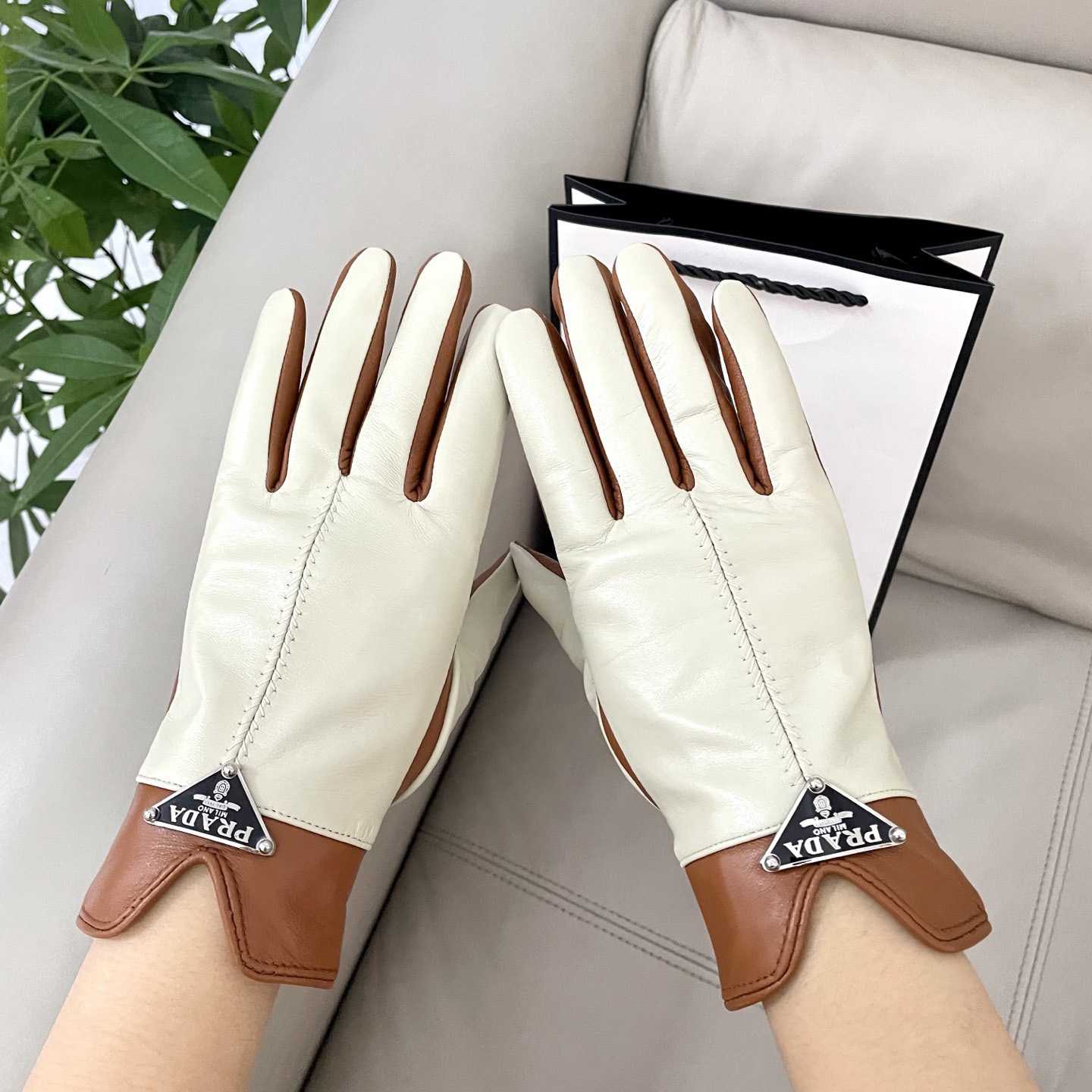 Prada Women's Gloves - DesignerGu
