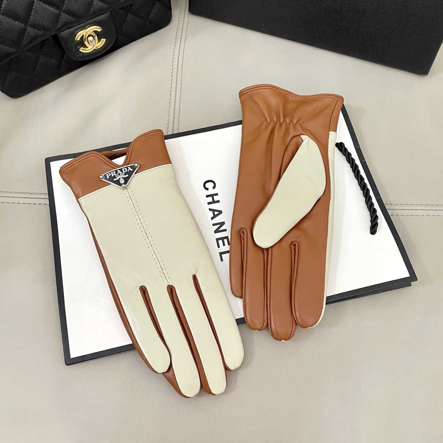 Prada Women's Gloves - DesignerGu