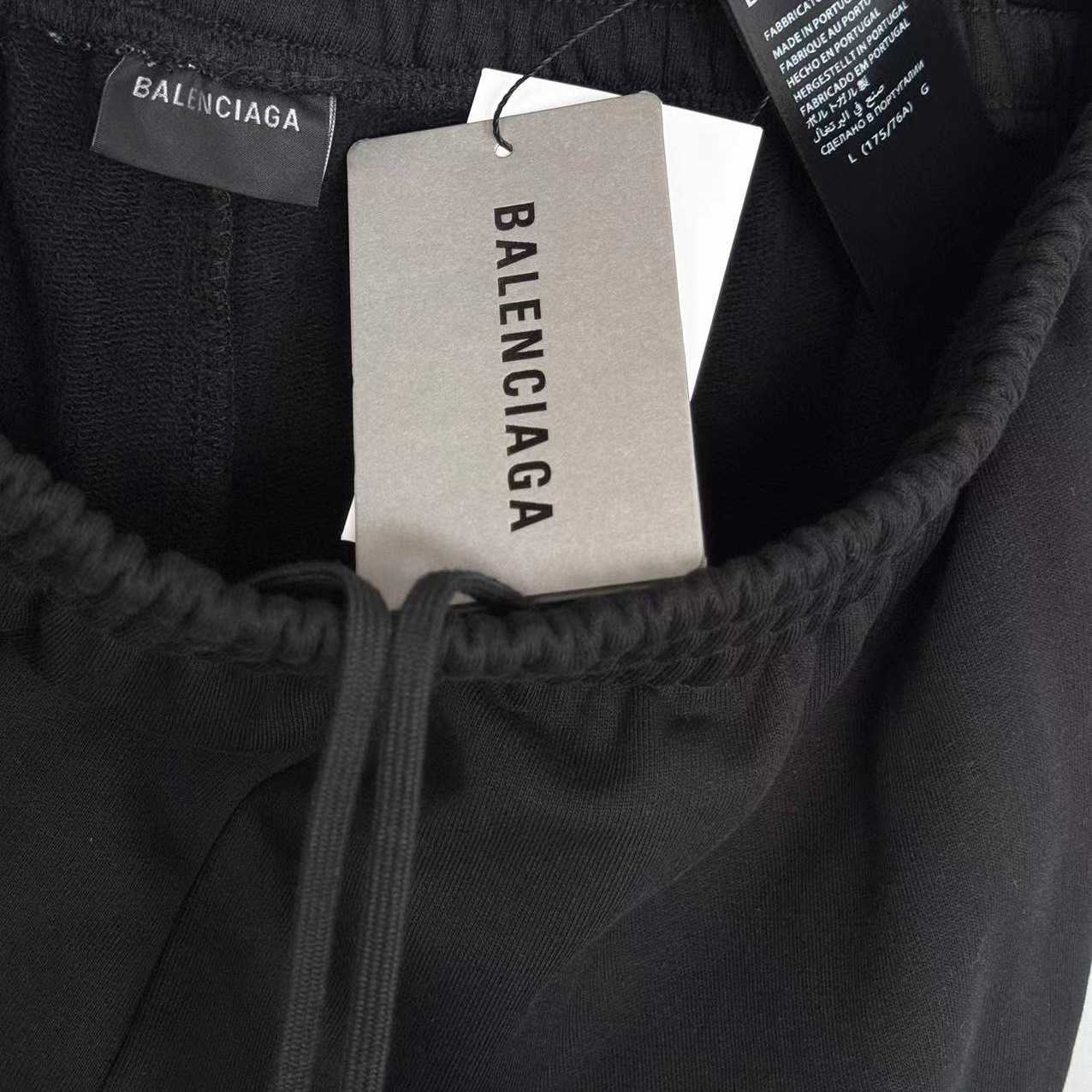 Balenciaga 3B Football Baggy Sweatpants In Black - DesignerGu