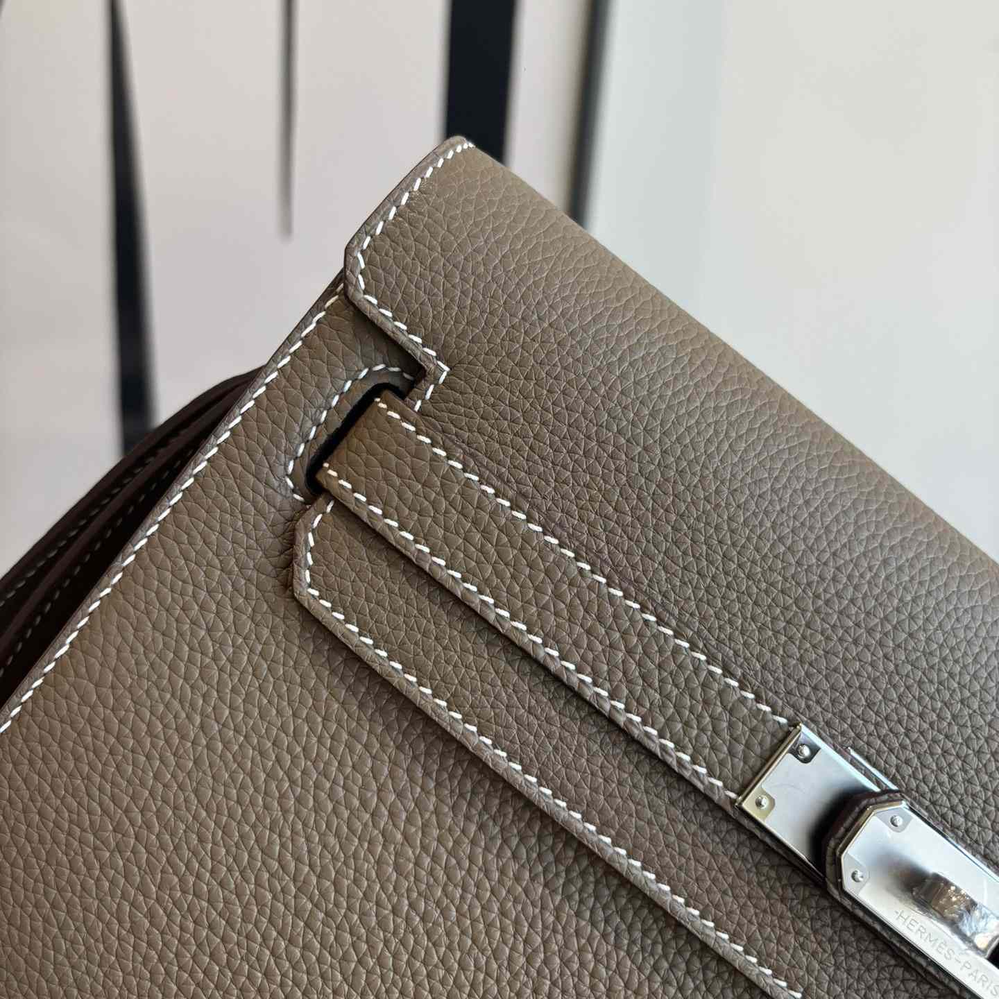 Hermes Kelly Depeches 25 Pouch - DesignerGu