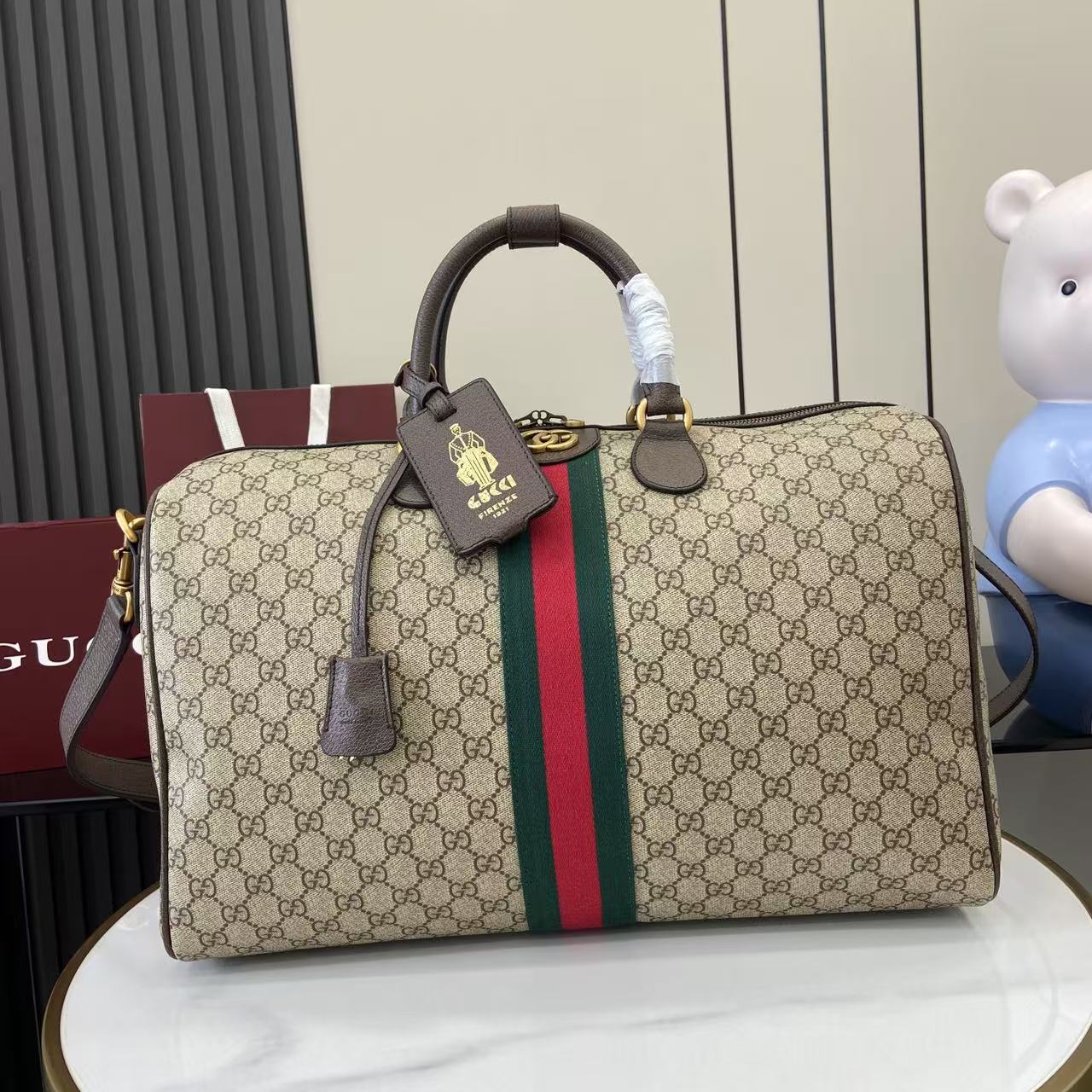 Gucci Savoy Medium Duffle Bag - DesignerGu