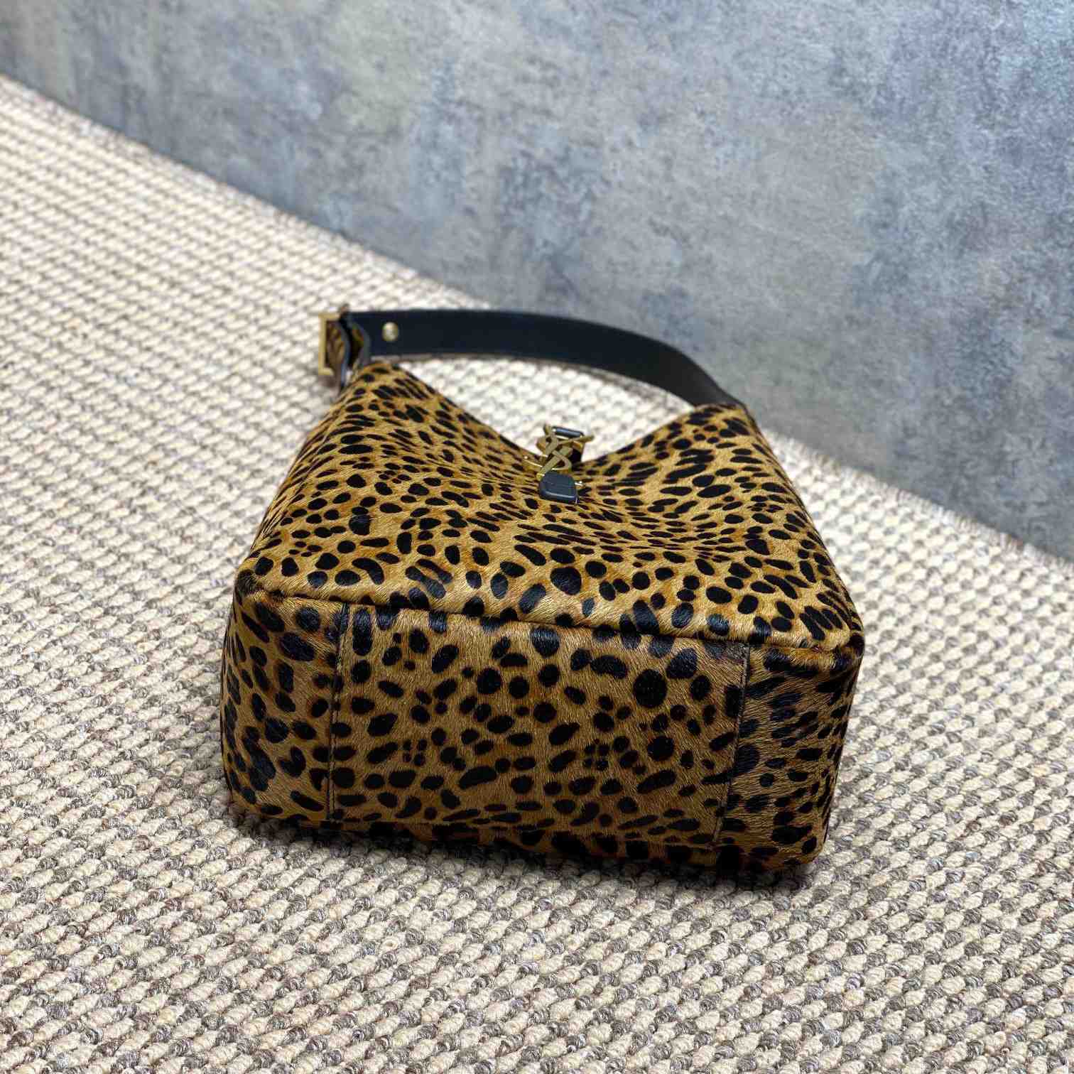 Saint Laurent LE 5 À 7 Supple Small In Pony Hair Leather - DesignerGu