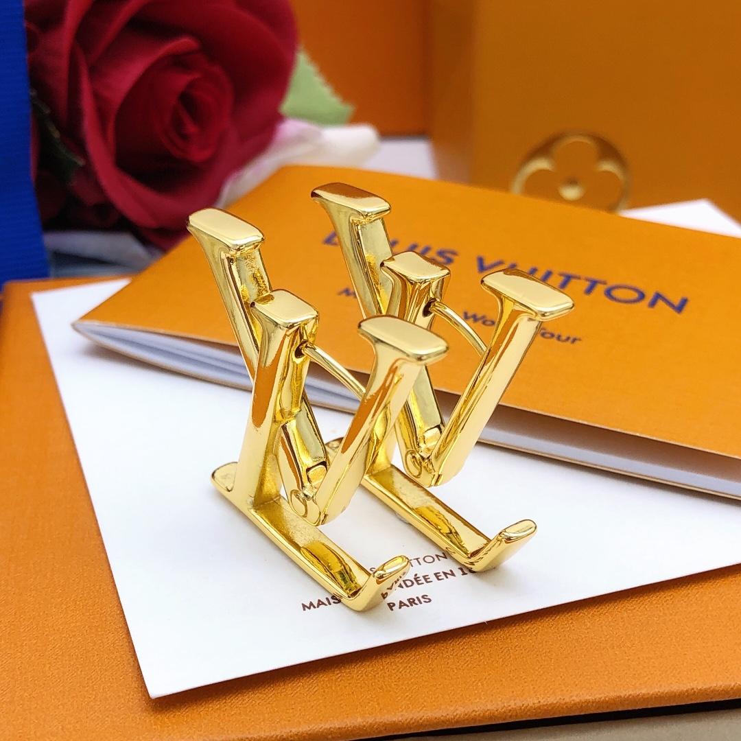 Louis Vuitton Macro LV Earrings - DesignerGu