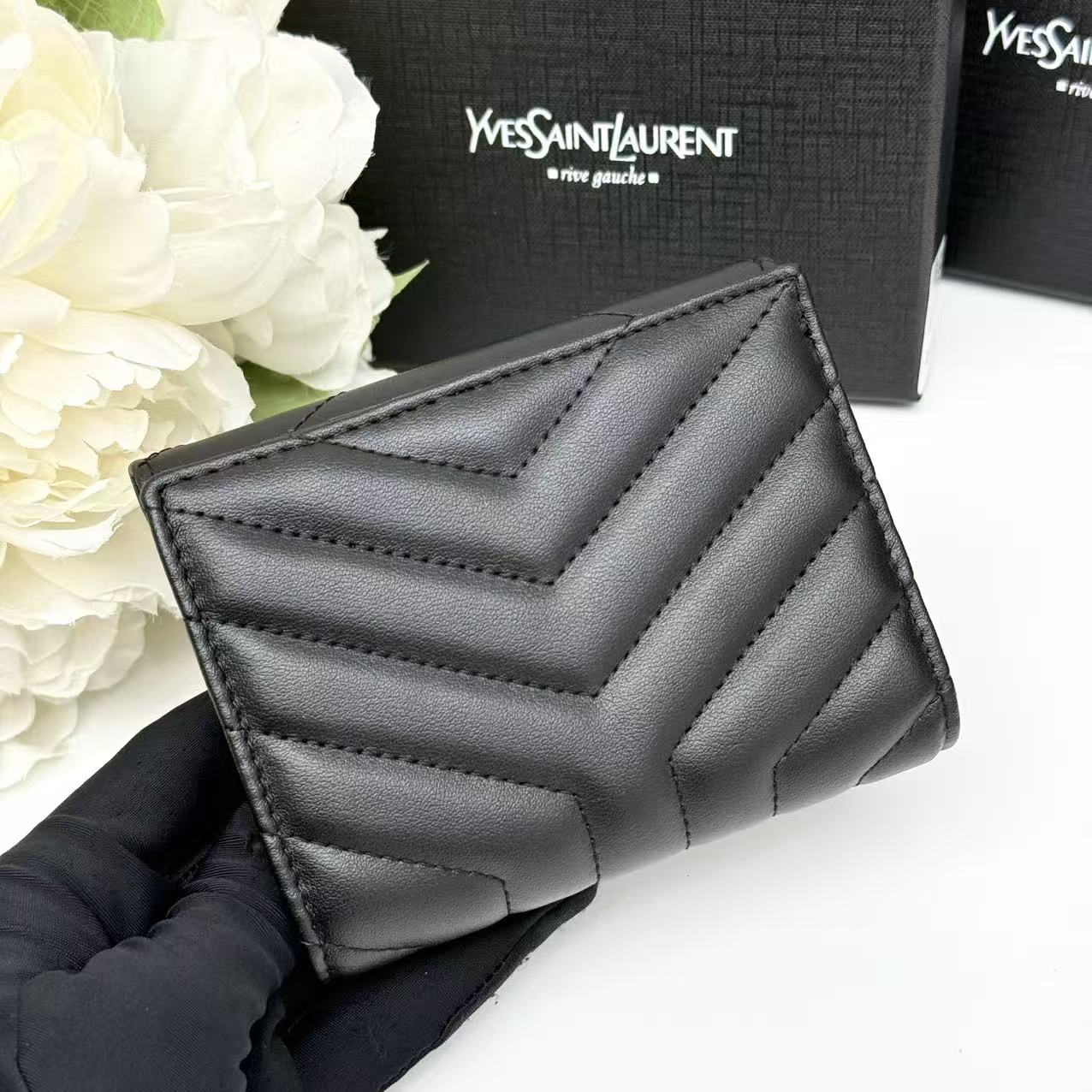 Saint Laurent Cassandre Matelassé Wallet  12·5*10*2.5cm - DesignerGu
