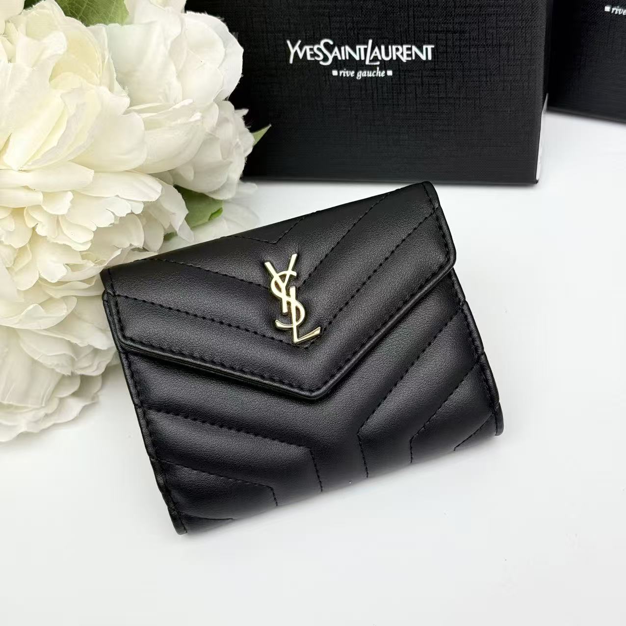 Saint Laurent Cassandre Matelassé Wallet  12·5*10*2.5cm - DesignerGu
