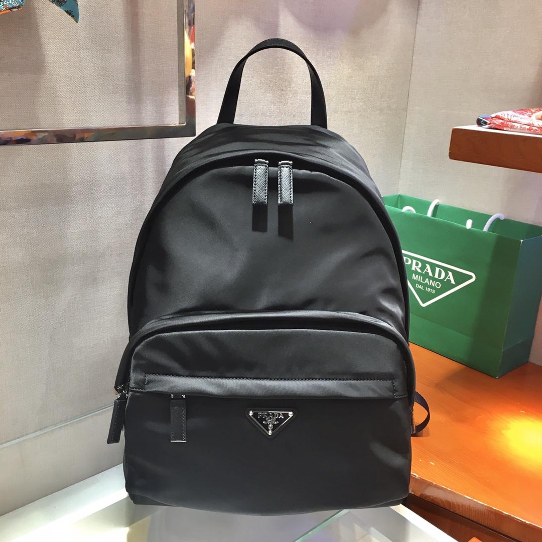 Prada Black Nylon And Saffiano Backpack   29*40*17cm - DesignerGu