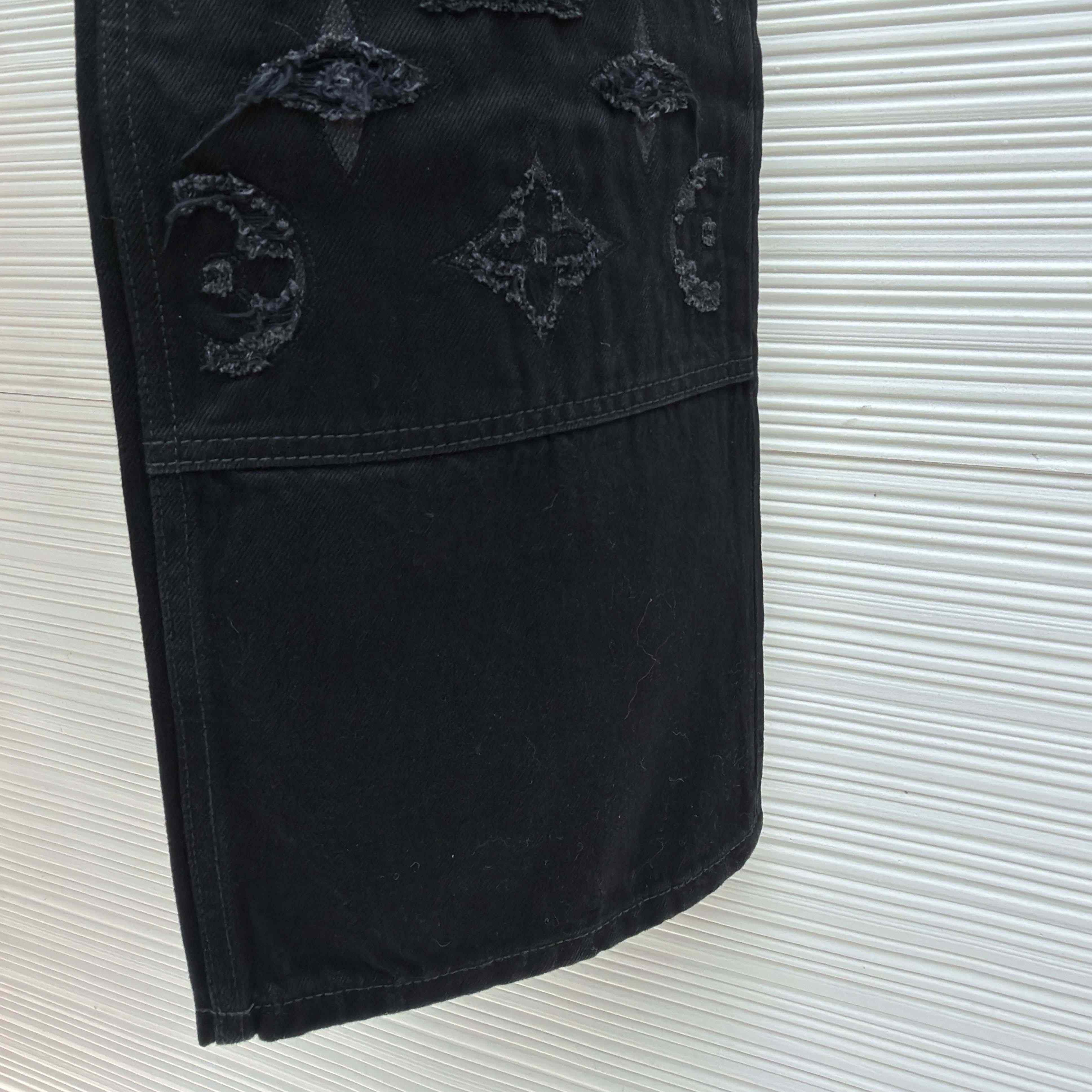 Louis Vuitton Monogram Destroy Denim Pants - DesignerGu