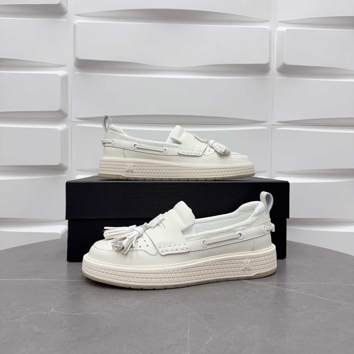 Amiri Men's White Loafers Leather - DesignerGu