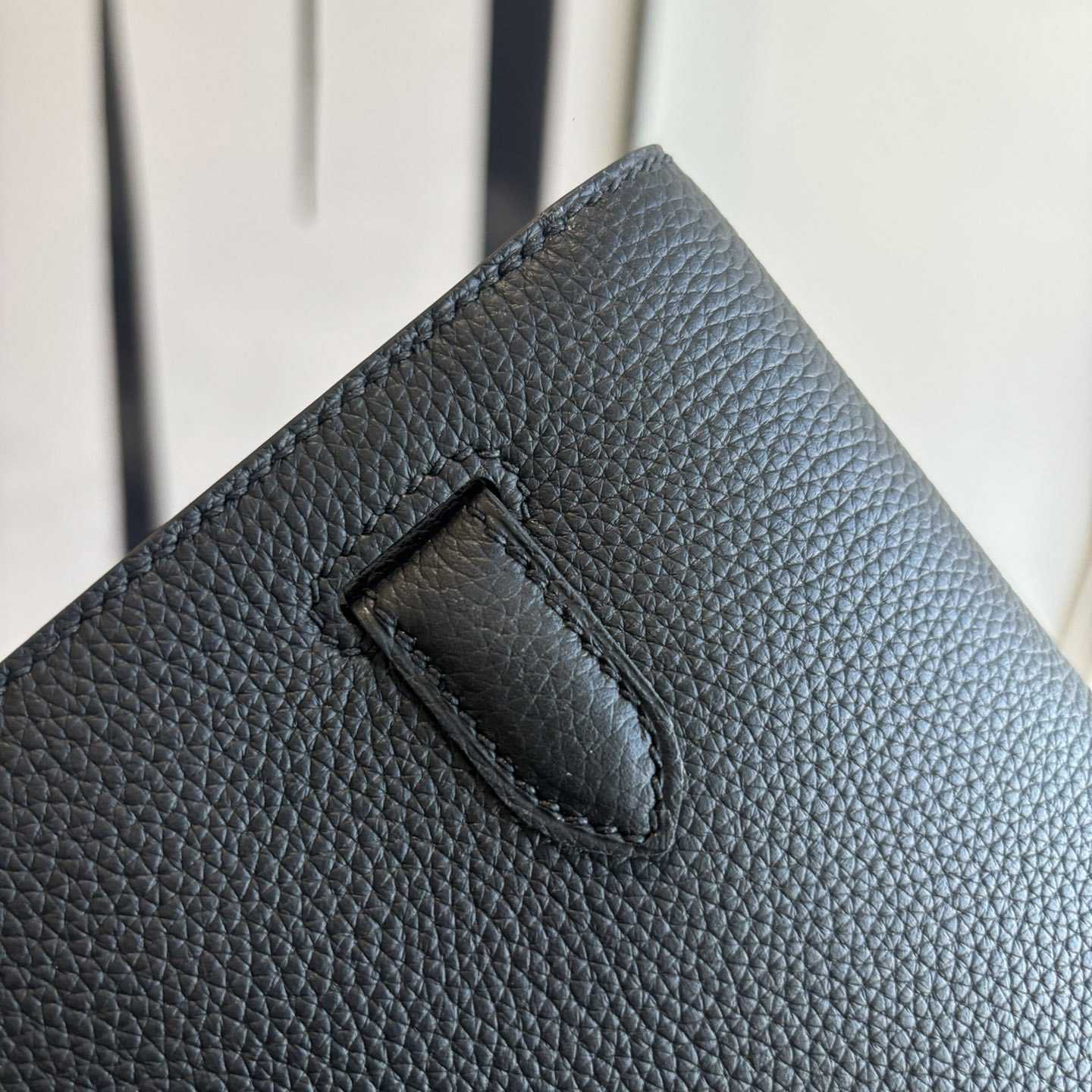 Hermes Kelly Depeches 25 Pouch - DesignerGu