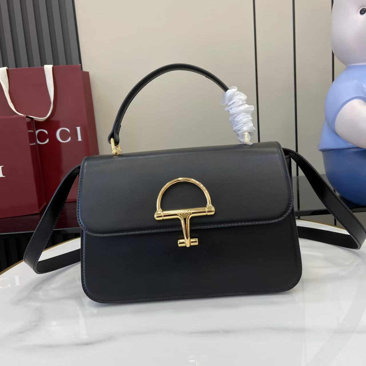 Gucci Siena Medium Top Handle Bag - DesignerGu