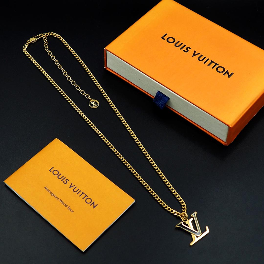 Louis Vuitton LV Spike Pendant - DesignerGu