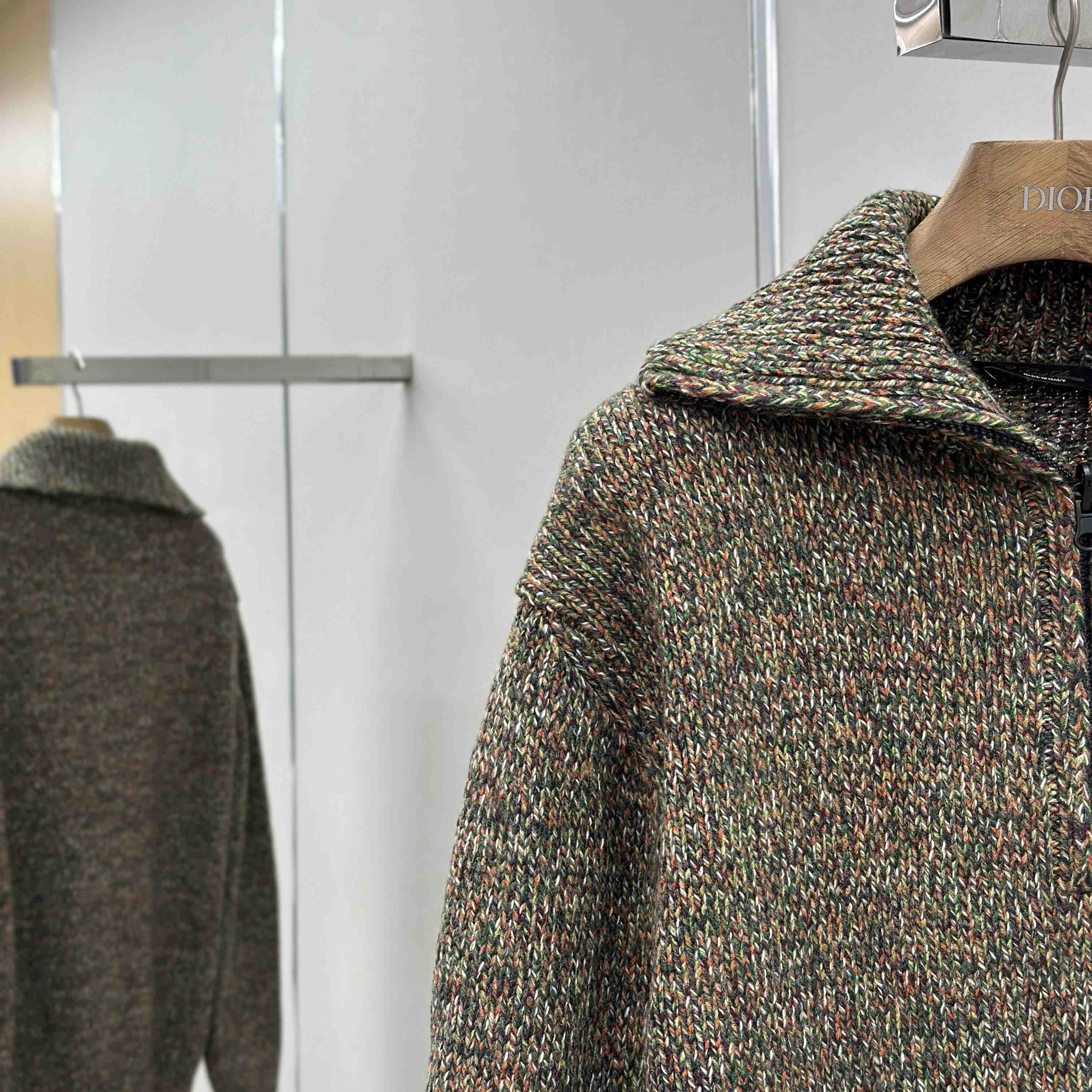 Loro Piana Cashmere Half-Zip Rollneck Sweater - DesignerGu