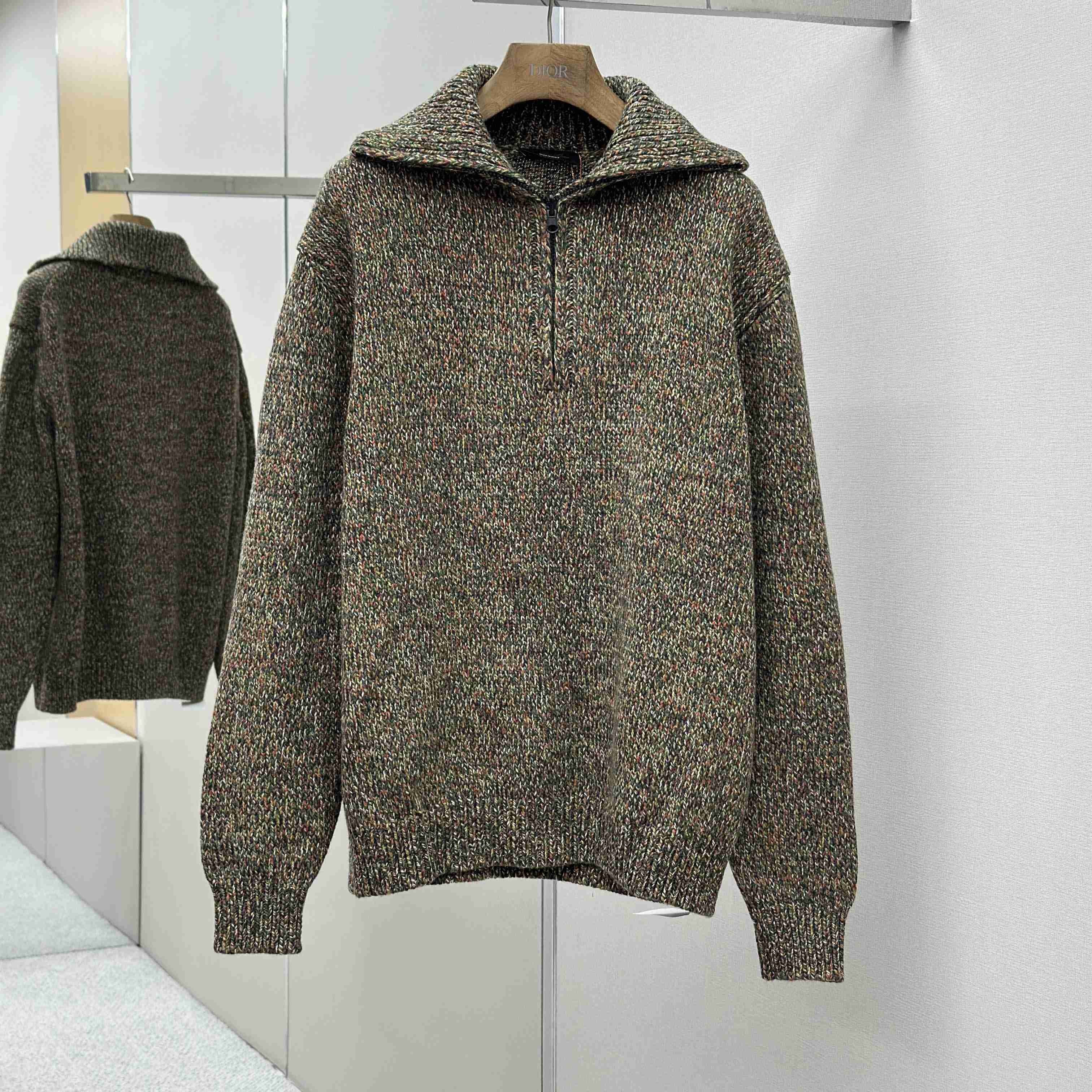 Loro Piana Cashmere Half-Zip Rollneck Sweater - DesignerGu